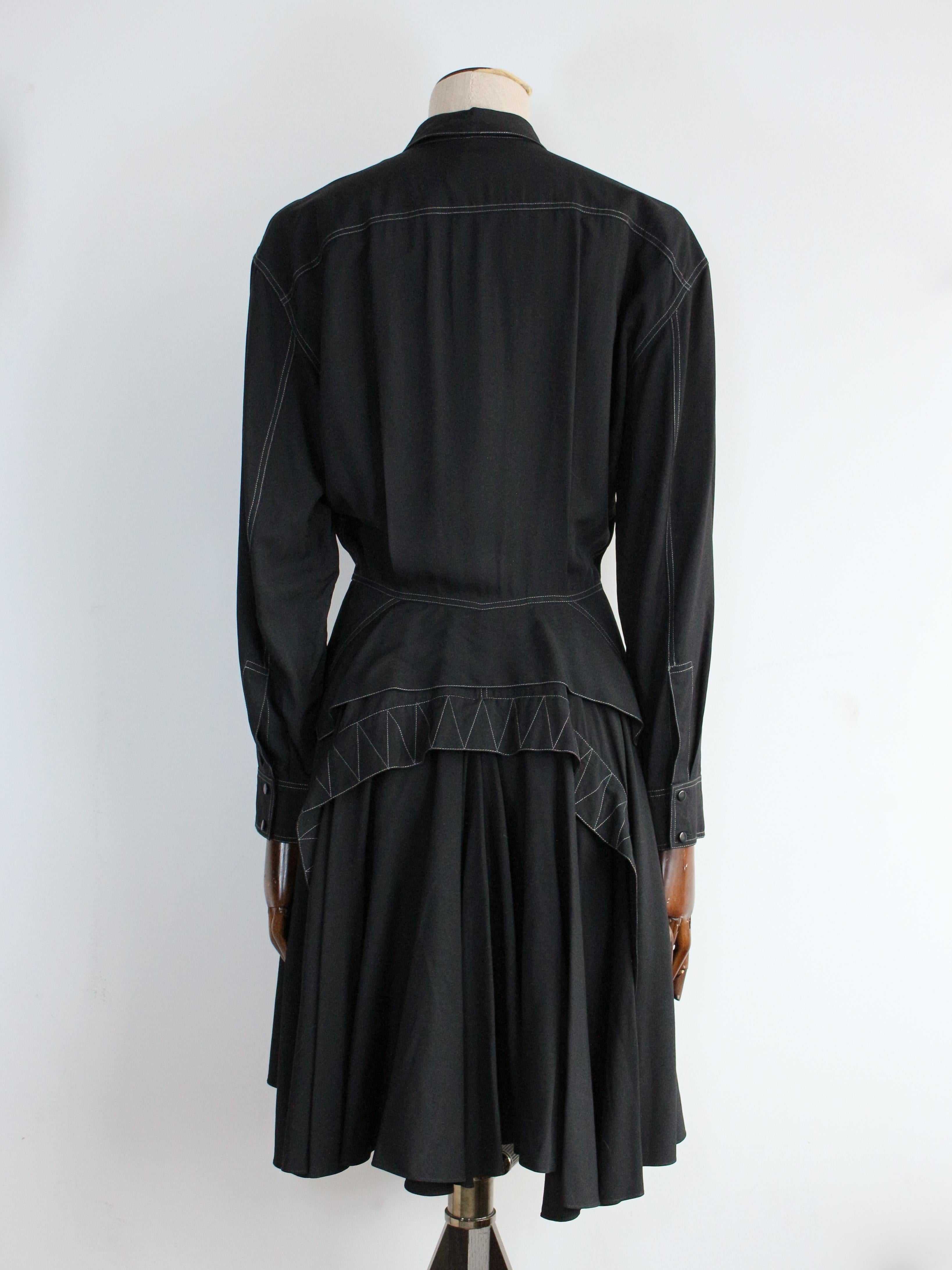 Alaïa S/S87 - Robe chemise noire avec jupe à volants Bon état - En vente à Manchester, GB