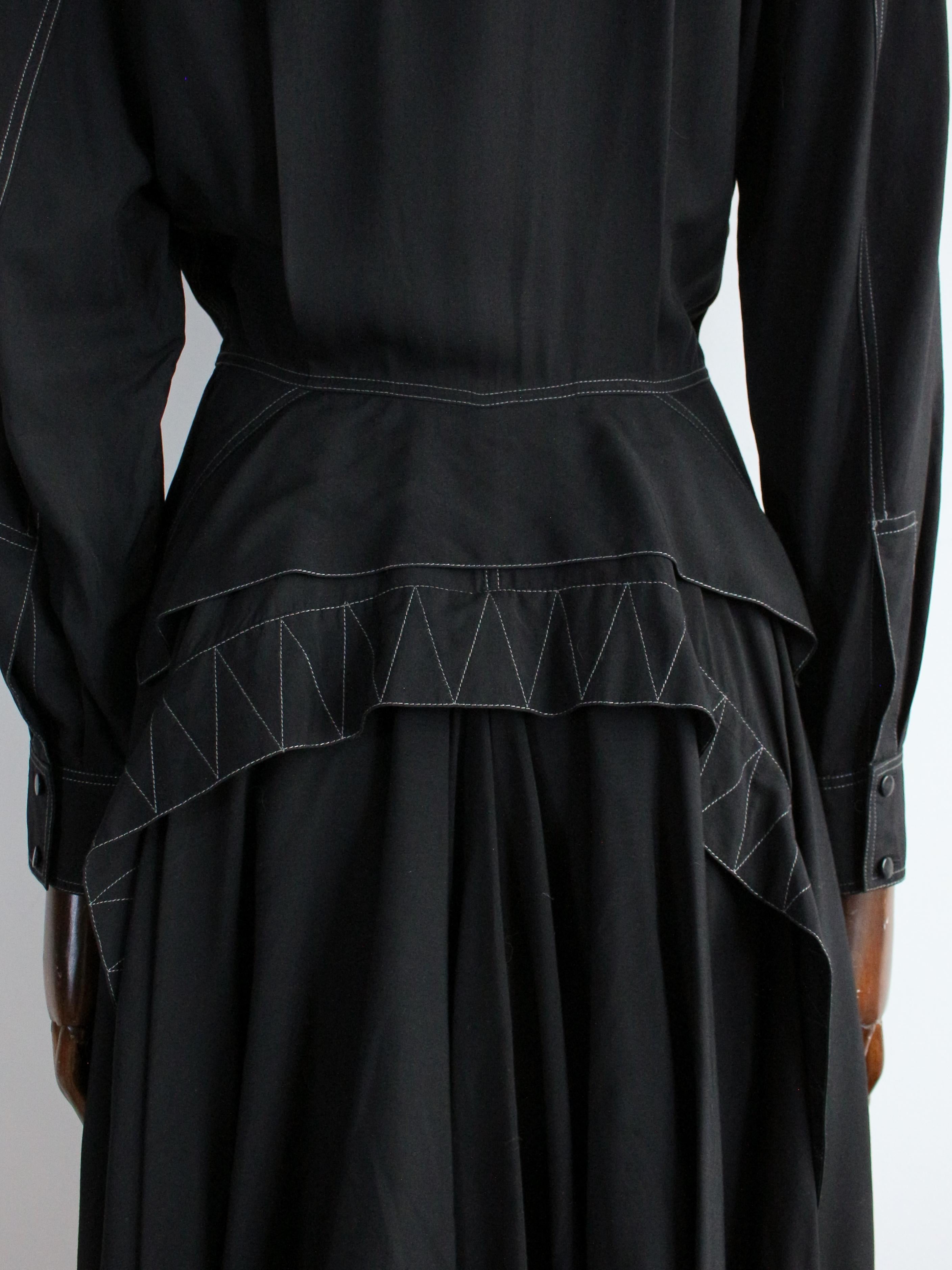 Alaïa S/S87 - Robe chemise noire avec jupe à volants en vente 3