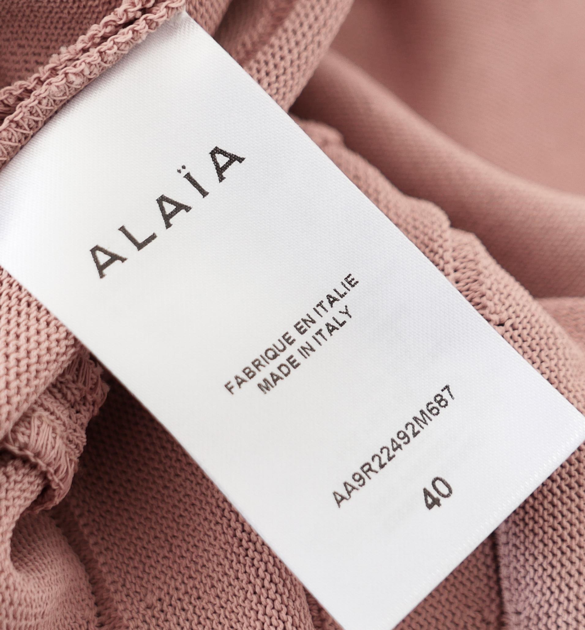 Alaia Sculpting Knit Nude Rose Fit & Flare Dress For Sale 4