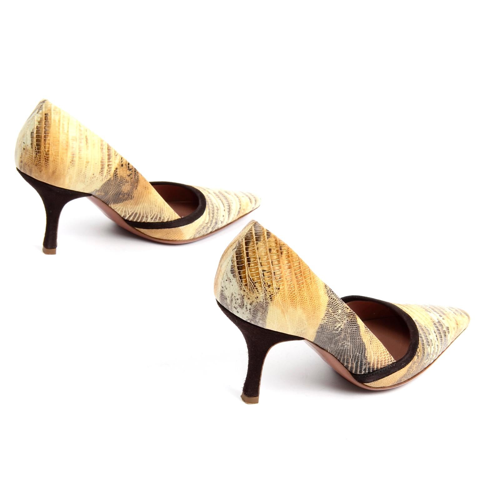 Beige Alaia Shoes Snakeskin Pointed Toe Pumps w Black Trim w Original Box & Dust Bags For Sale