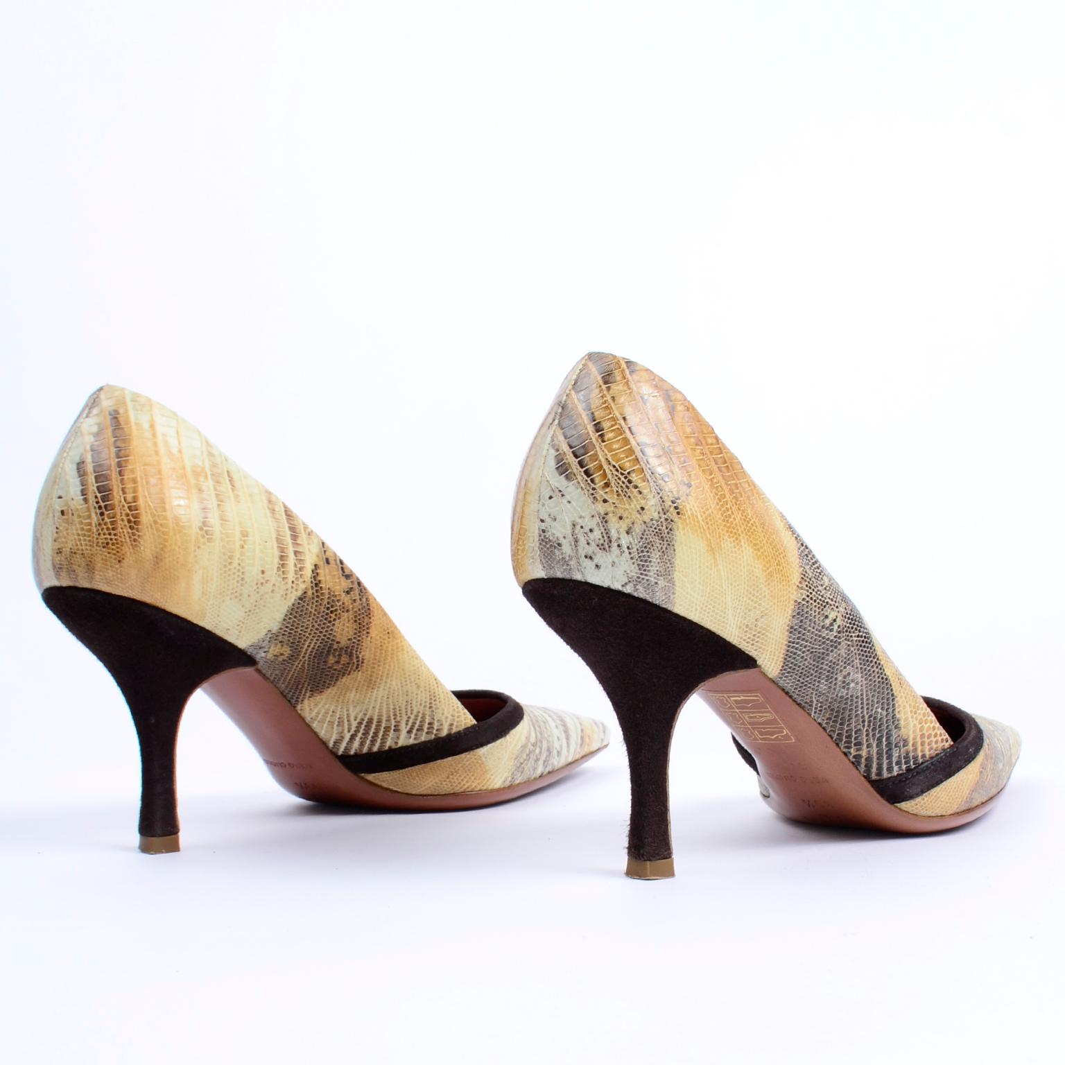 Women's Alaia Shoes Snakeskin Pointed Toe Pumps w Black Trim w Original Box & Dust Bags For Sale