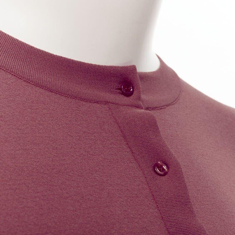ALAIA Signature cropped stretch knit button cardigan Framboise pink FR36 XS
Reference: TGAS/B01926
Brand: Alaia
Designer: Azzedine Alaia
Model: Framboise cropped cardigan
Collection: Permanent
Material: Viscose, Polyester
Color: Pink
Pattern: