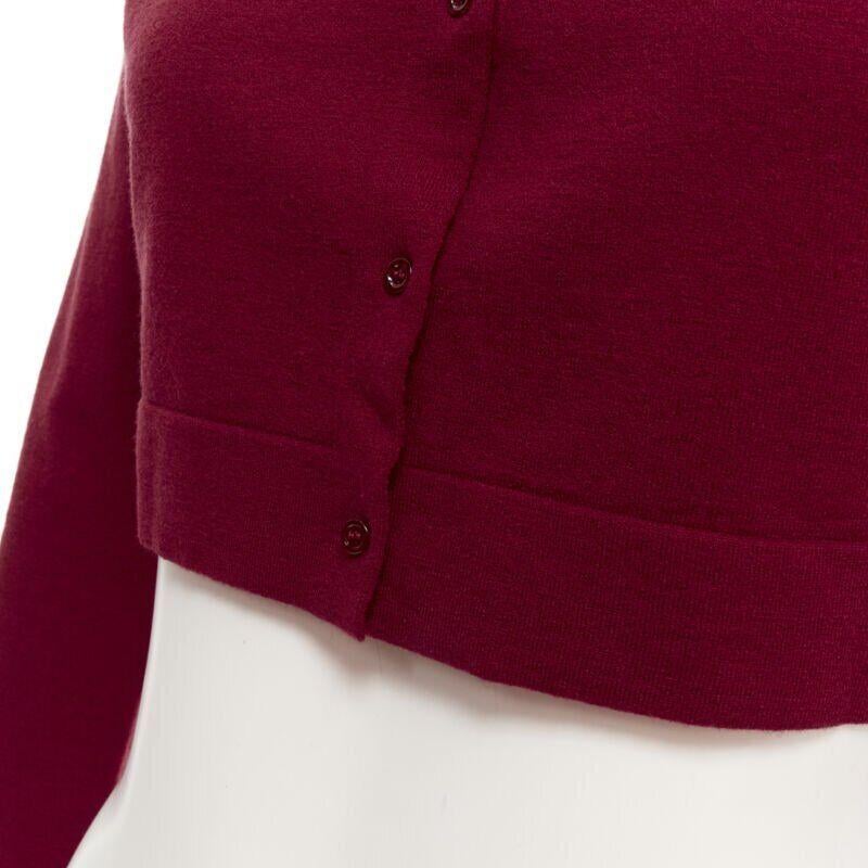 ALAIA Signature cardigan cropped en maille stretch à boutons Garance rouge FR36 XS en vente 4