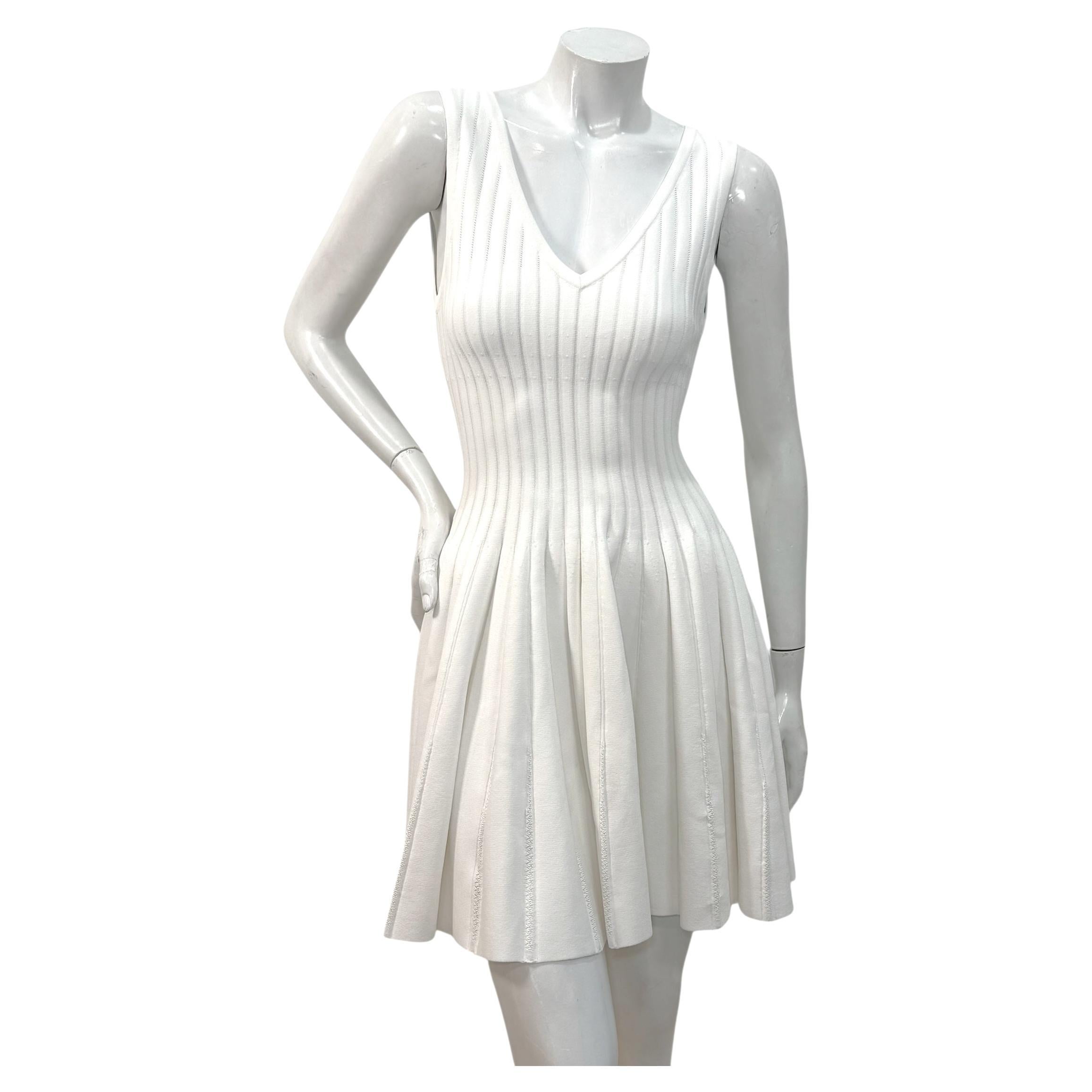 Alaïa Spring/Summer 2019 White Ribbed Knit Fit 
Flare Skater Dress