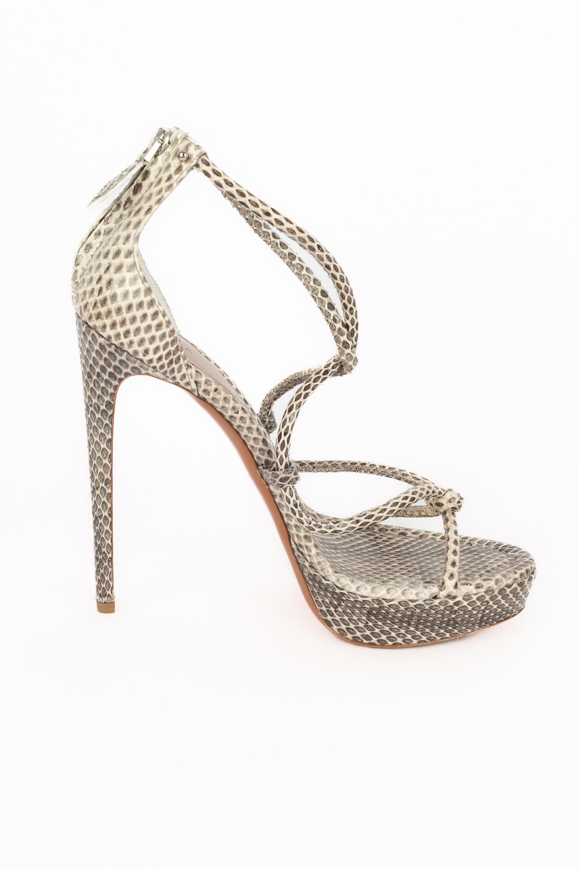 Tacones de aguja Alaïa en venta 2