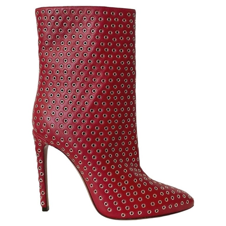Estate orm James Dyson Alaia Studded Leather Ankle Boots size 36 For Sale at 1stDibs | alaia  studded mary janes