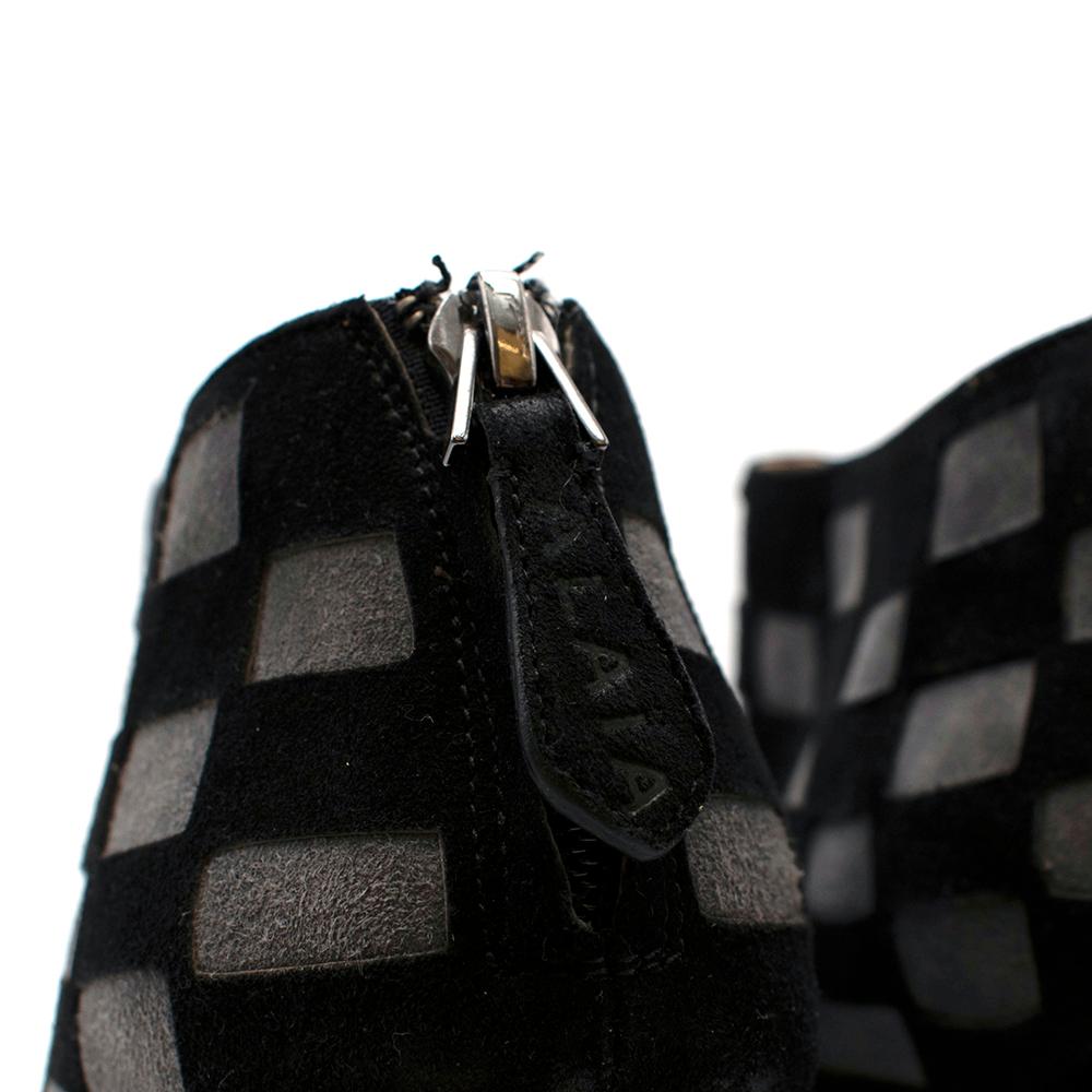 Alaia Suede Black & Grey Check Platform Boots - Size EU 37.5 For Sale 3