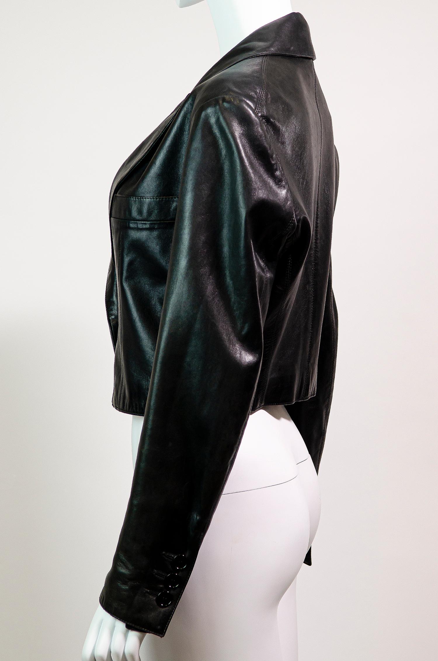 ALAÏA Timeless Vintage Cropped Leather Jacket 1990s In Excellent Condition In Berlin, BE