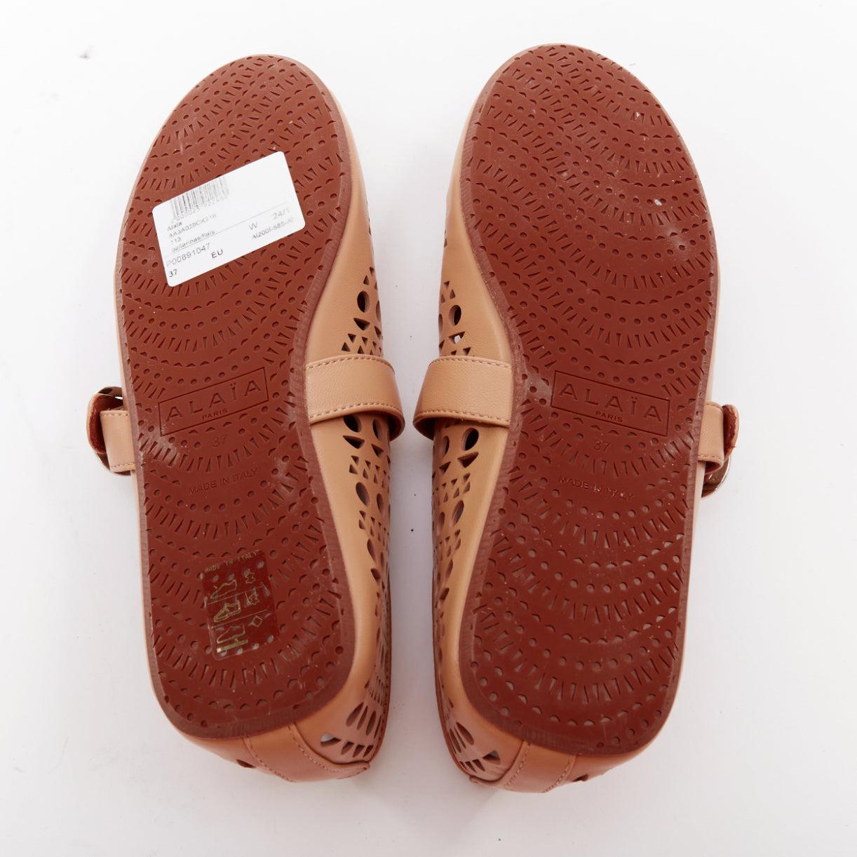 ALAIA Vienne tan Leder ausgeschnitten Schnalle maryjane Ballerina Wohnungen EU37 im Angebot 6