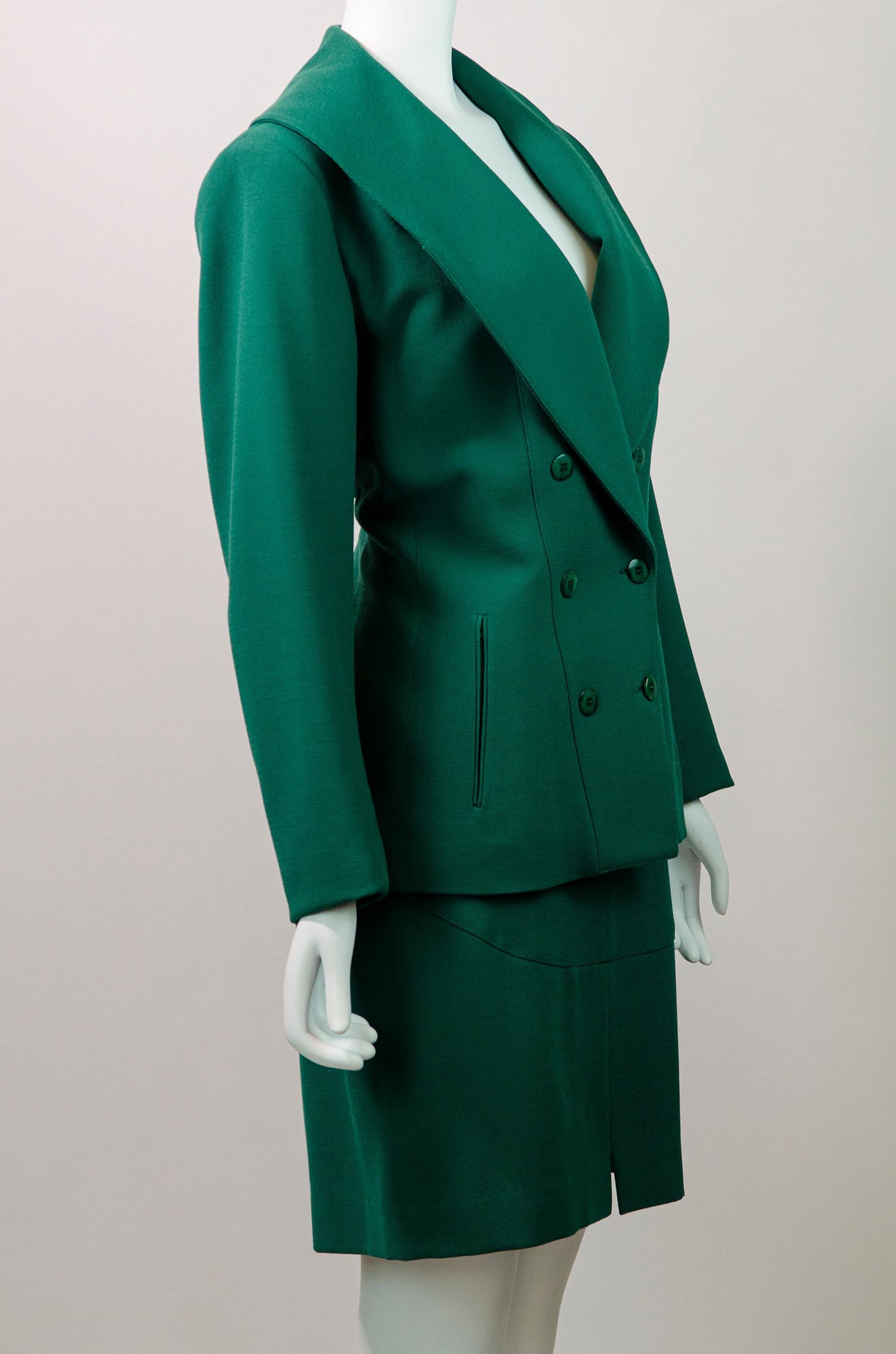emerald green pants suit