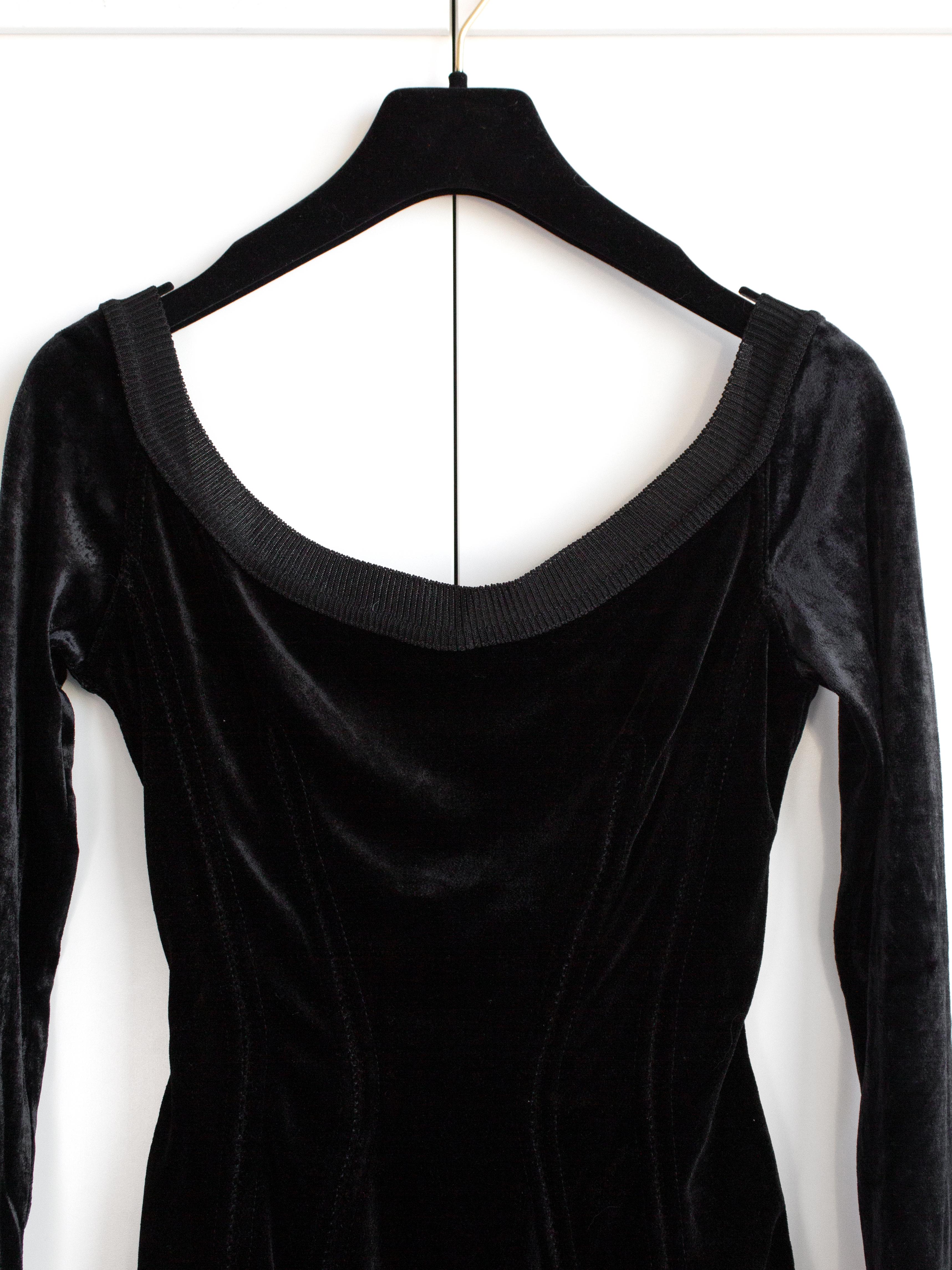 Alaia Vintage Autunno/Inverno 1988 - Body a collo alto in velluto nero in vendita 1