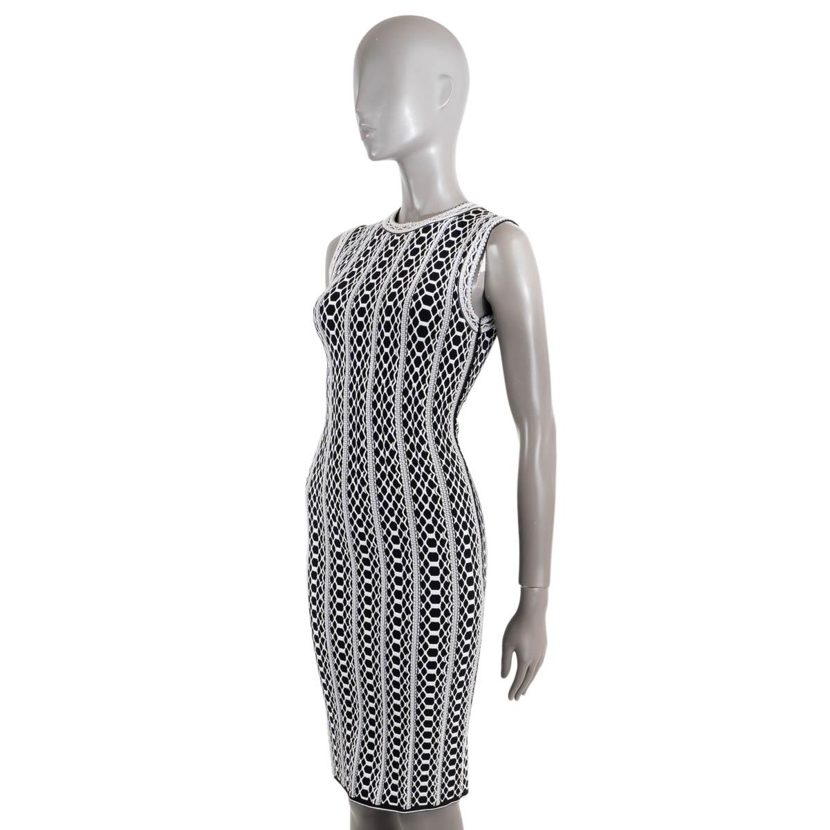 Women's ALAIA white & black viscose PYTHON-JACQUARD KNIT Dress 36 XS For Sale