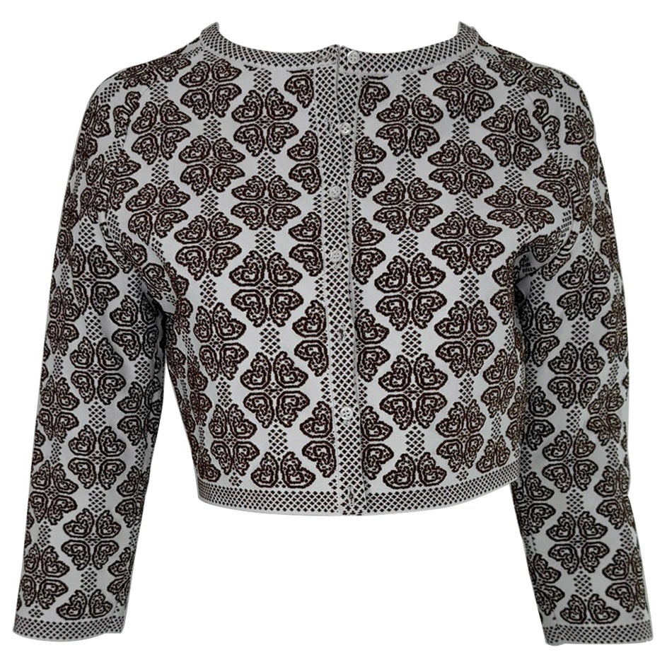 Cardigan court Alaia en jacquard blanc et marron pailleté métallisé, taille 40