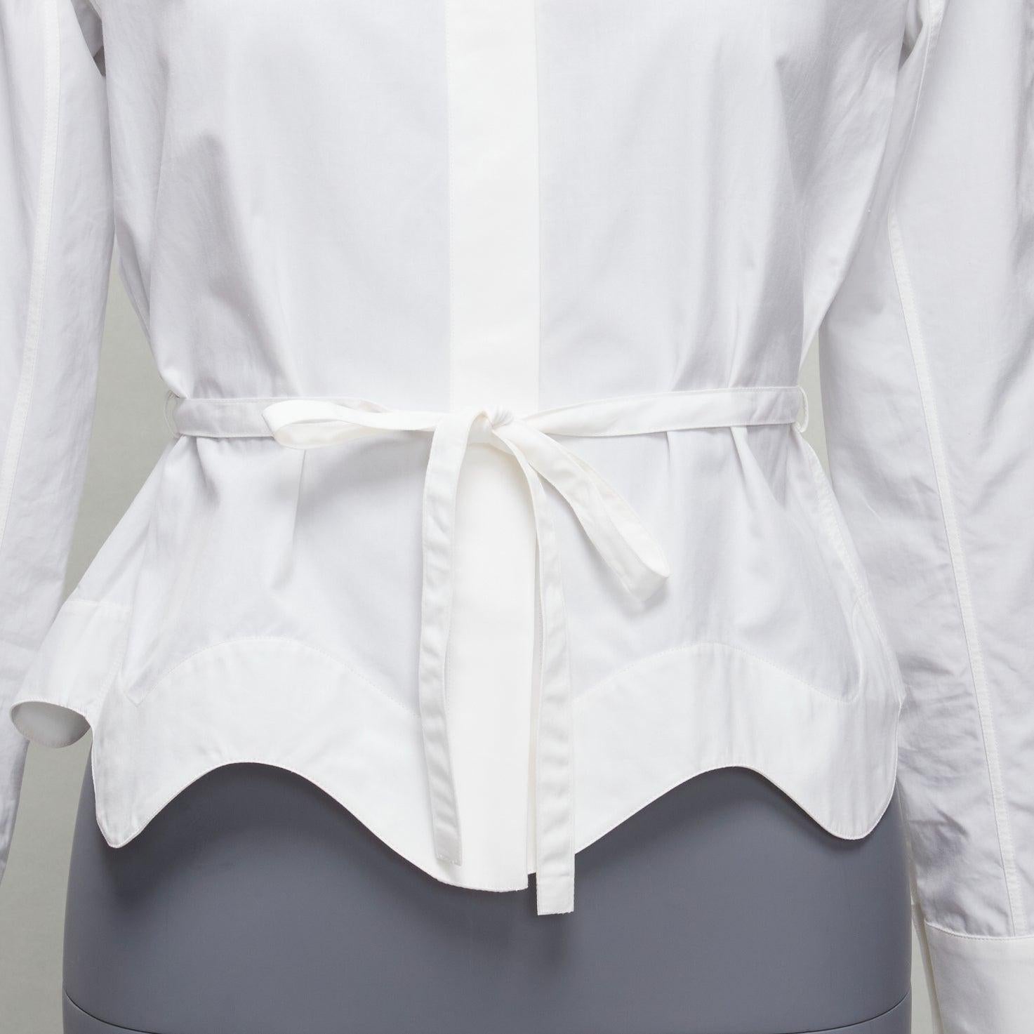 ALAIA white raglan sleeve belted wavy scalloped hem cropped shirt FR36 S en vente 2