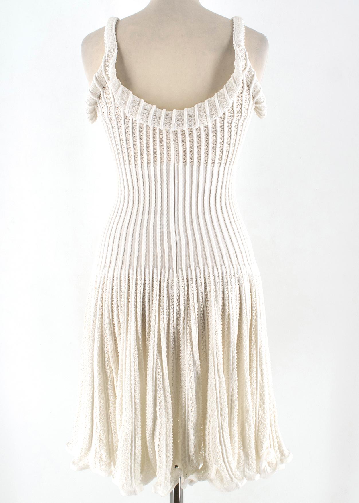 Alaia White Ribbed Knitted Dress	XS In Excellent Condition In London, GB