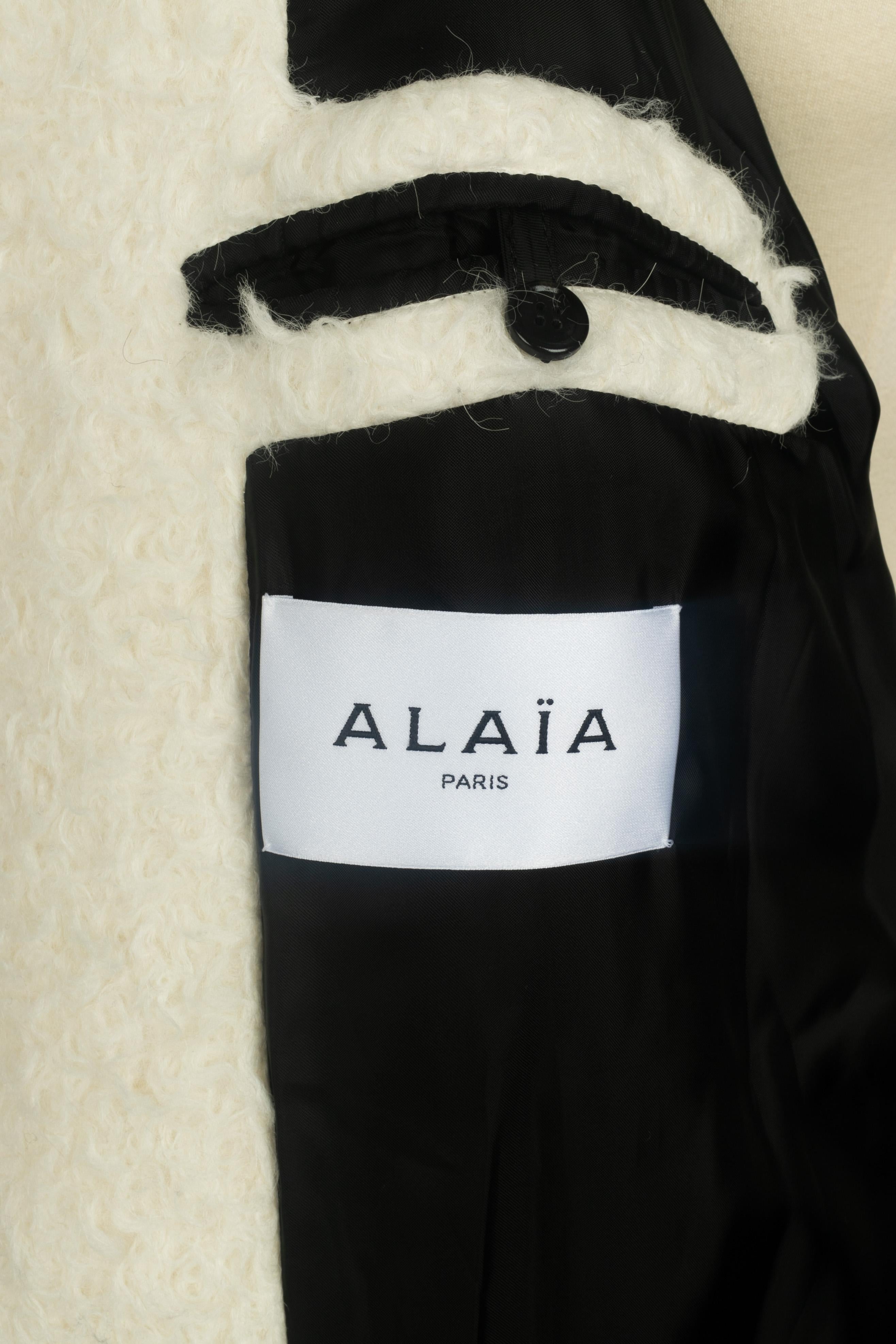 Cappotto in lana di Alaïa in vendita 2