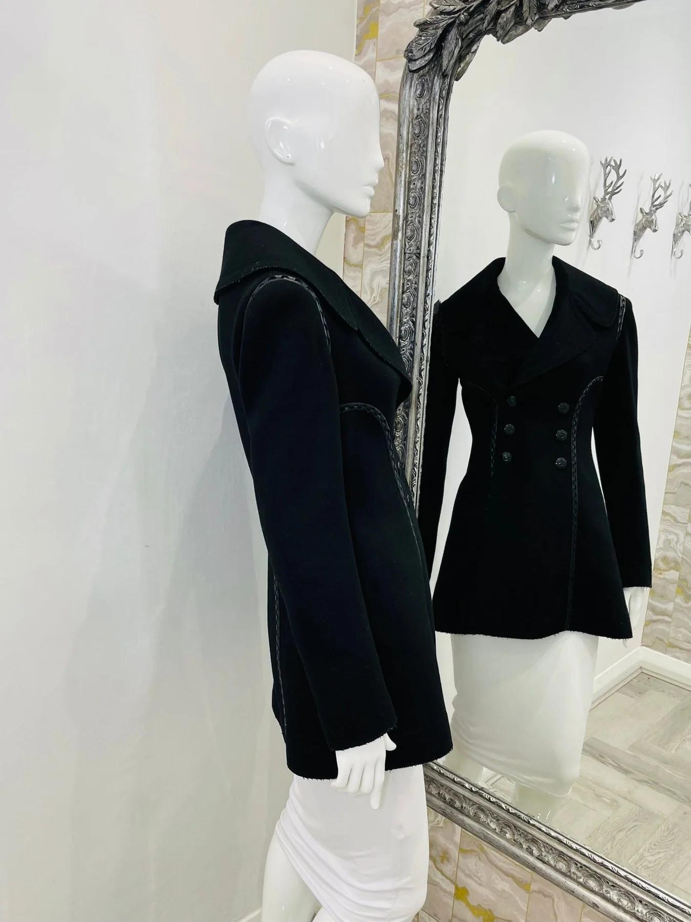 Noir Alaia Manteau en laine avec garniture en cuir en vente