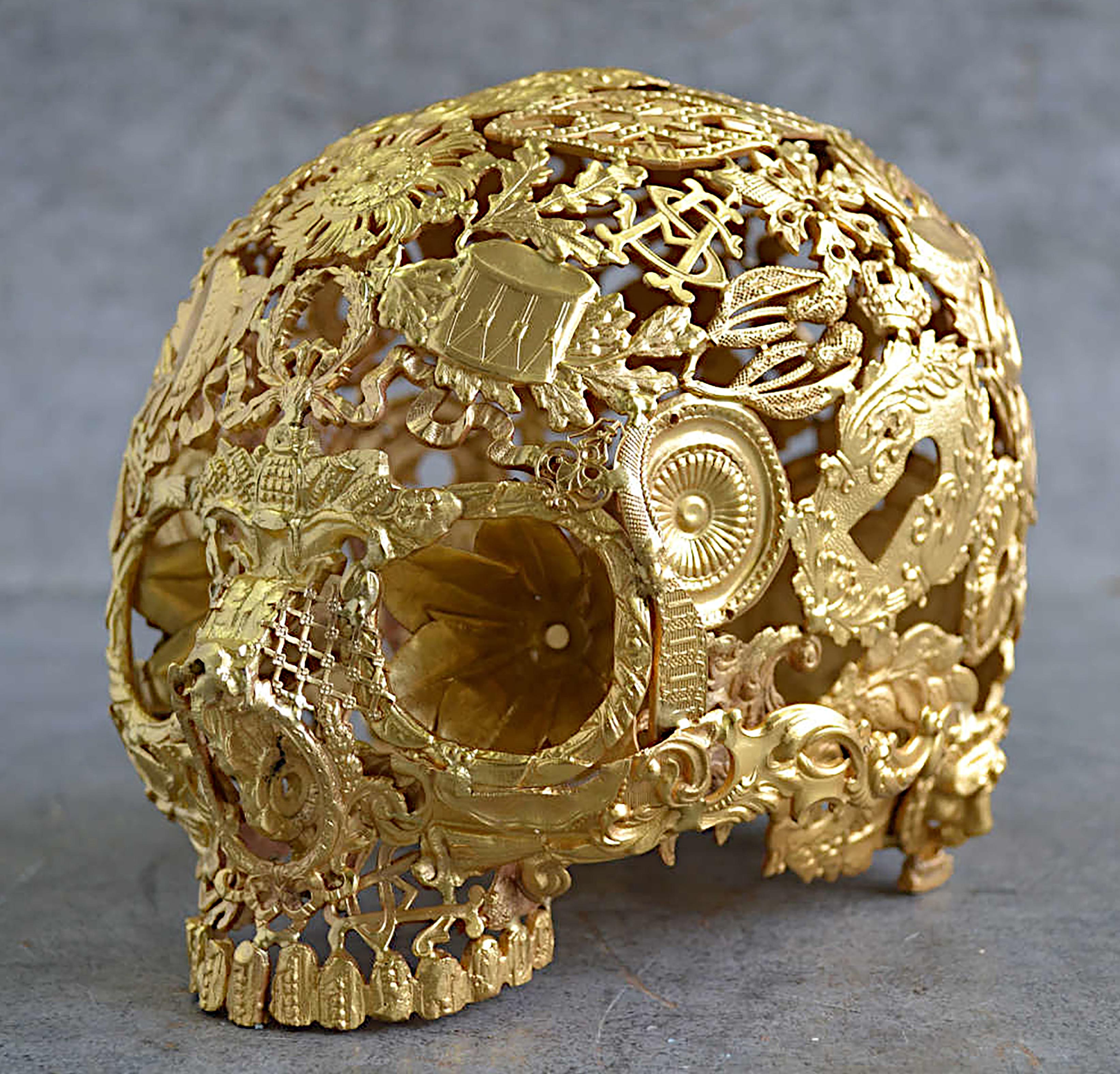 Alain BELLINO Figurative Sculpture - Gilded Boy - Skull Bronze Sculpture - Unique Piece
