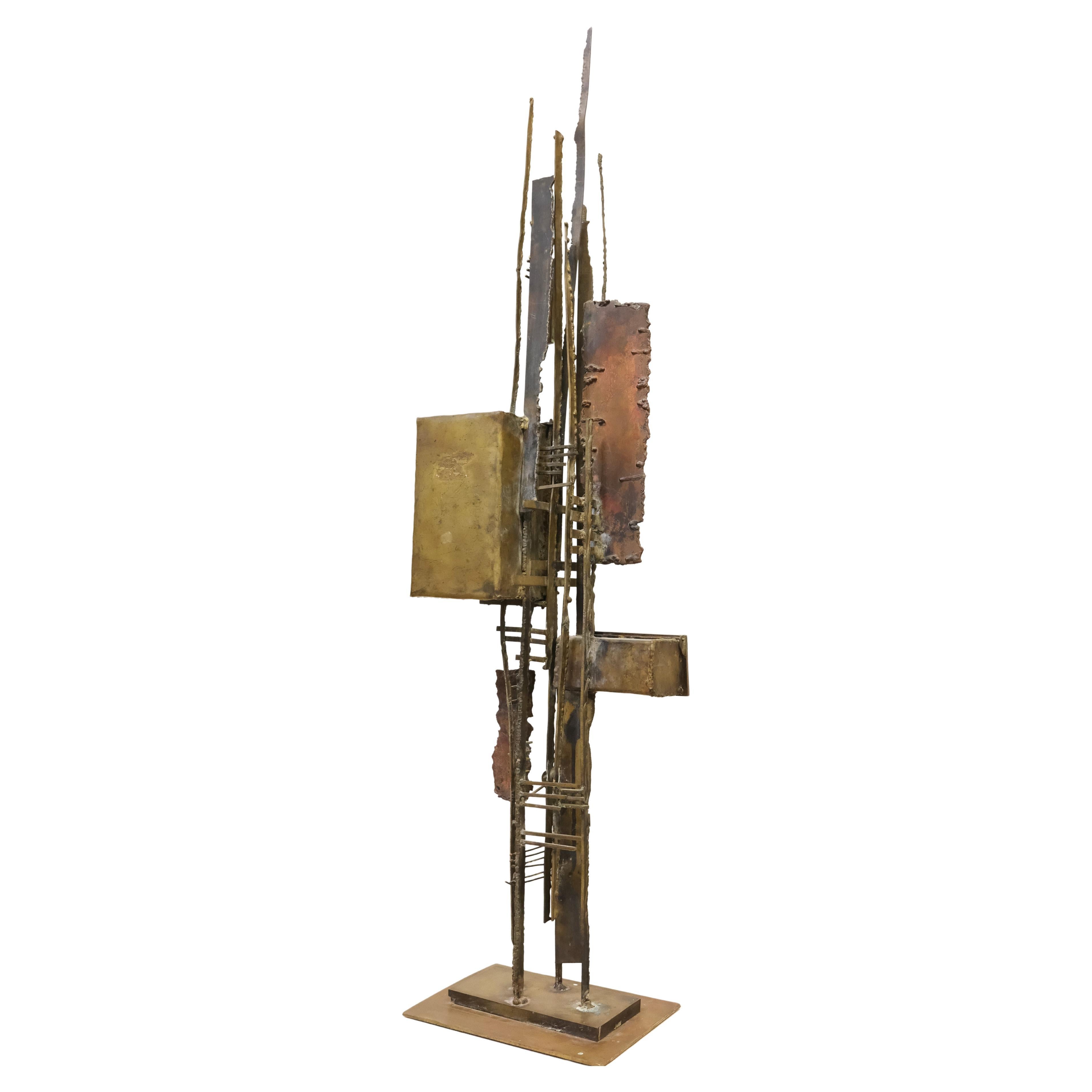 Alain Douillard (1929-2017), Sculpture totem, pièce unique, vers 1970. en vente