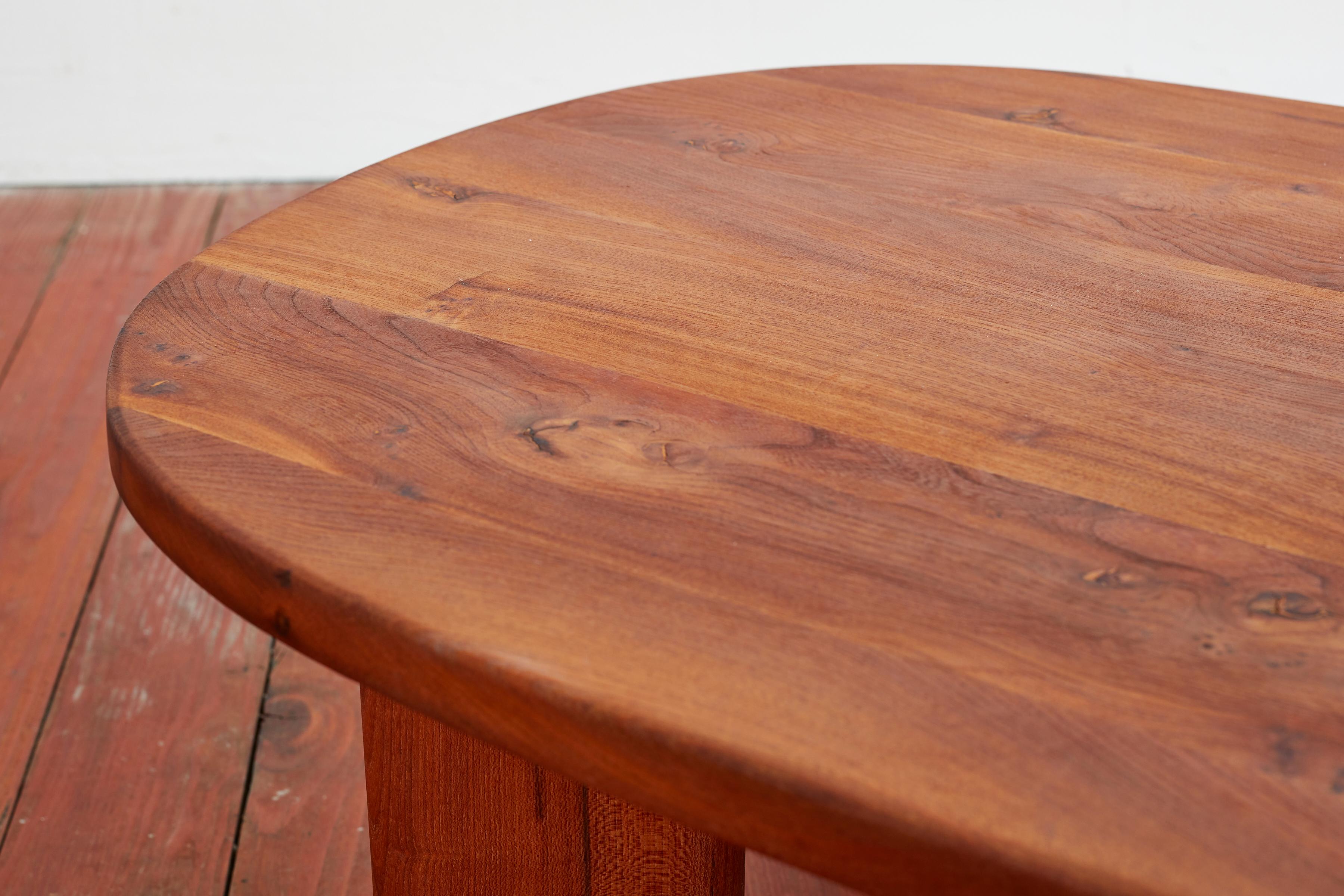 Table basse en orme Alain Gaubert en vente 8