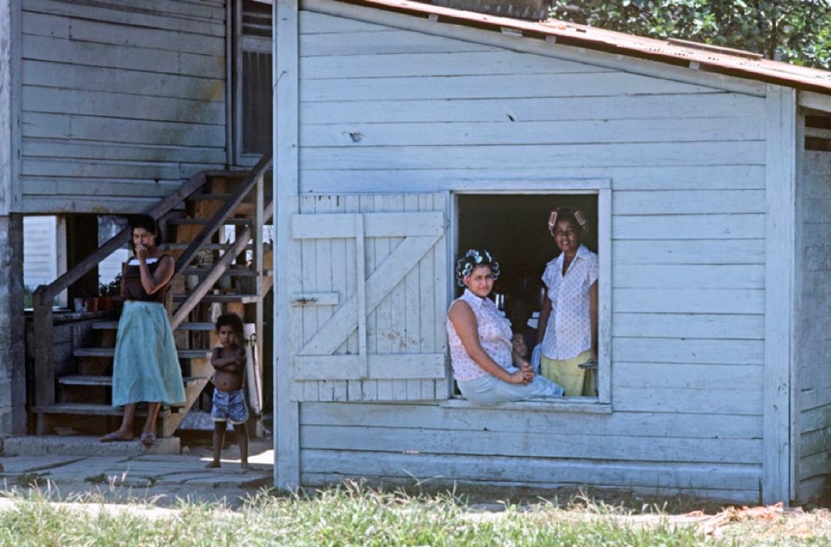 Alain Le Garsmeur Color Photograph - 'Isletas Homes' 1981 Limited Edition Archival Pigment Print 