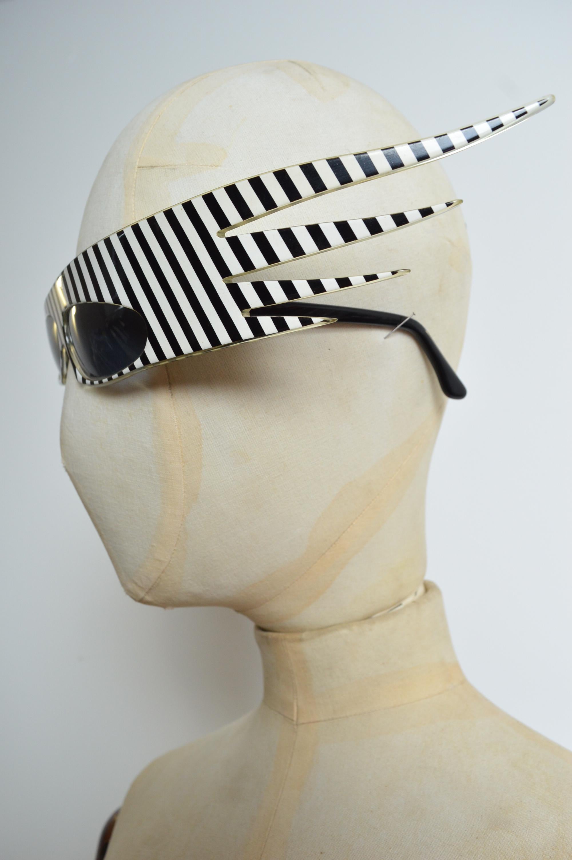 Alain Mikli Rare 1980s Plume Striped Avant Guard Crazy Sunglasses - Loud Shades 6