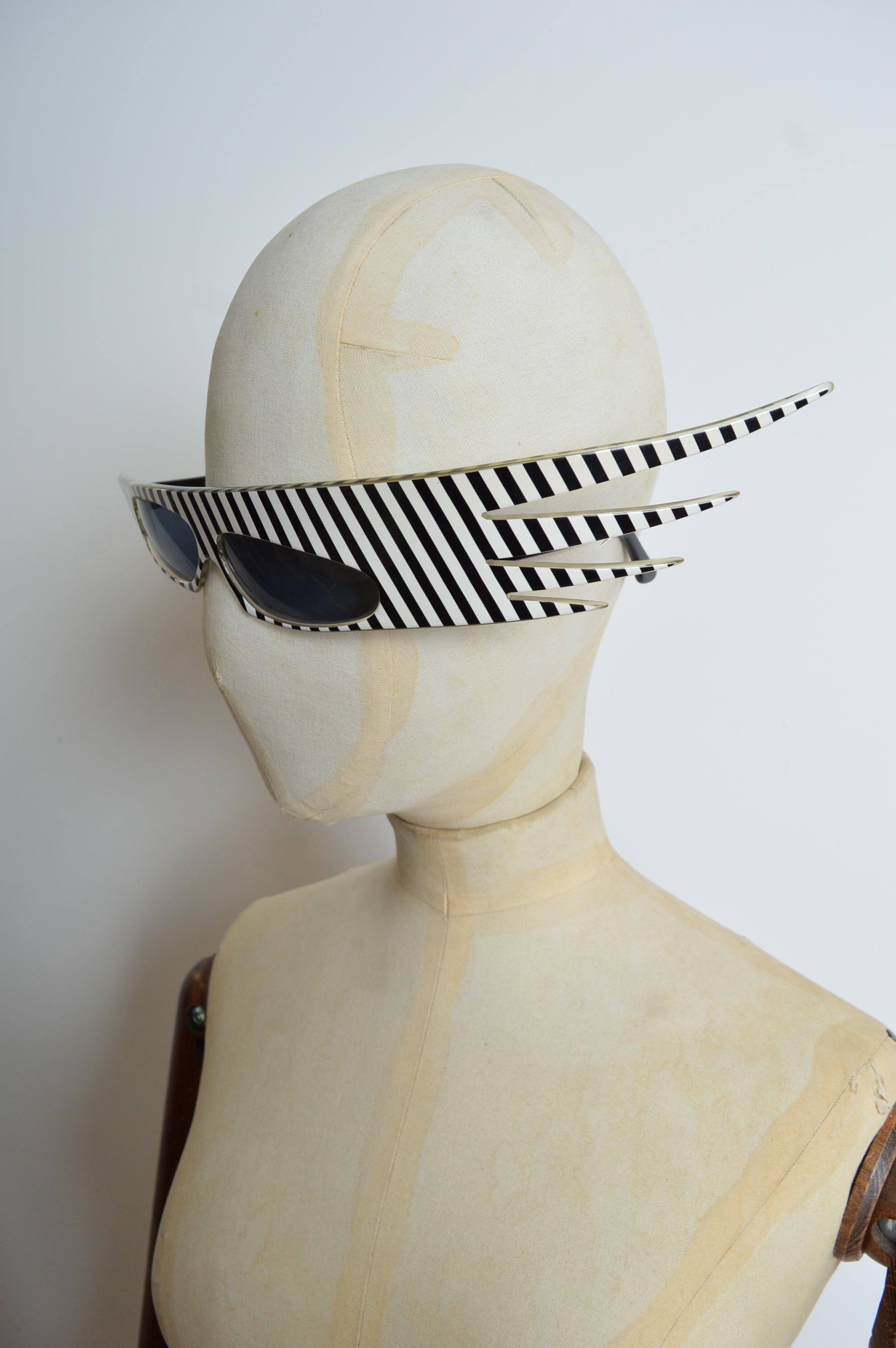 Alain Mikli Rare 1980s Plume Striped Avant Guard Crazy Sunglasses - Loud Shades 2