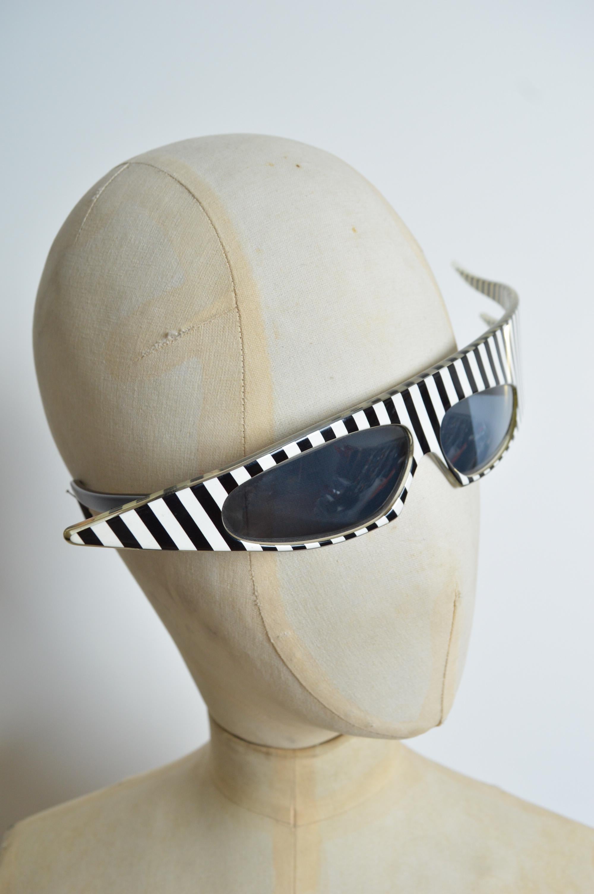 Alain Mikli Rare 1980s Plume Striped Avant Guard Crazy Sunglasses - Loud Shades 4