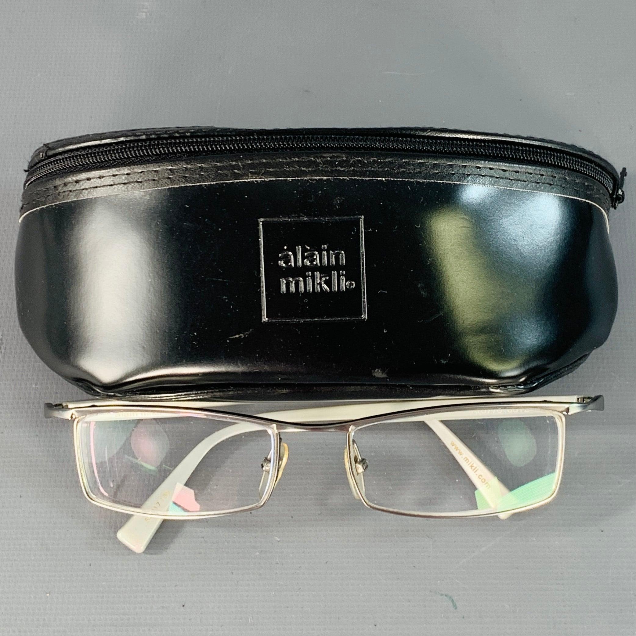 ALAIN MIKLI Lentes de lectura de acetato metálico plateado en venta 3
