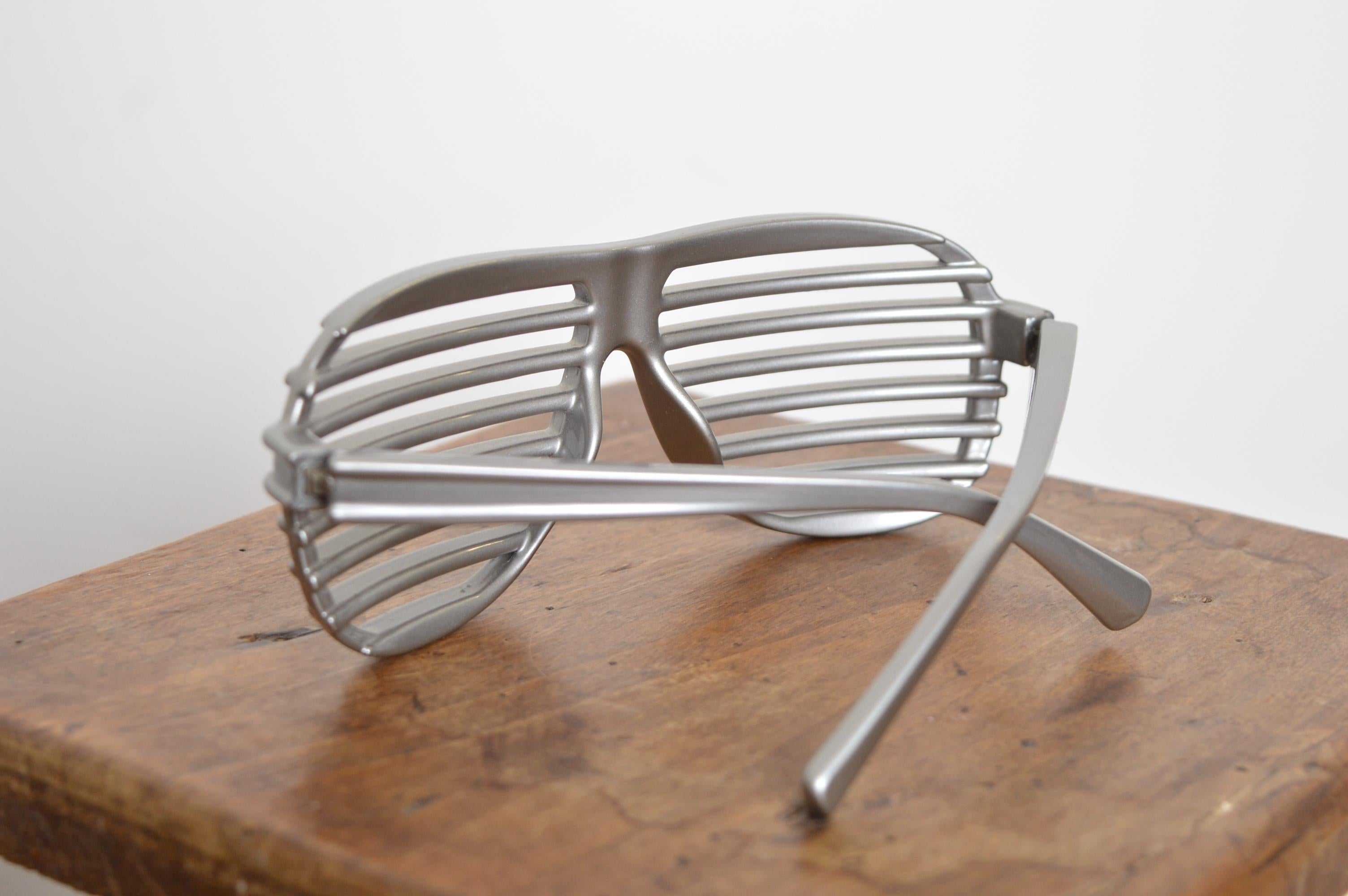 ALAIN MIKLI Persiana plateada vintage Gafas de sol Avant Guard Eyewear en venta 11