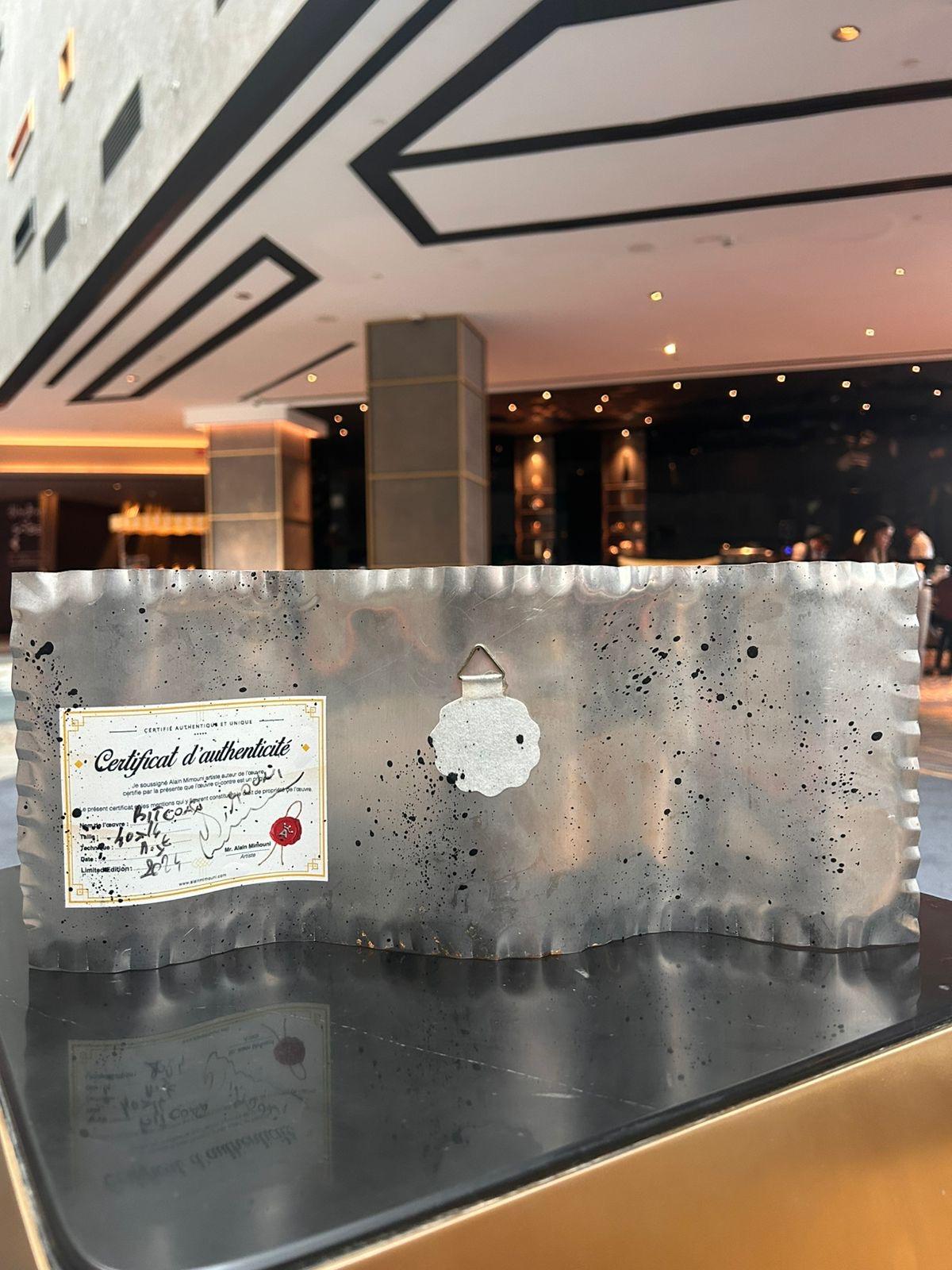 ALAIN MIMOUNI - Bitcoin Dollar - Pop Art Sculpture by Alain mimouni