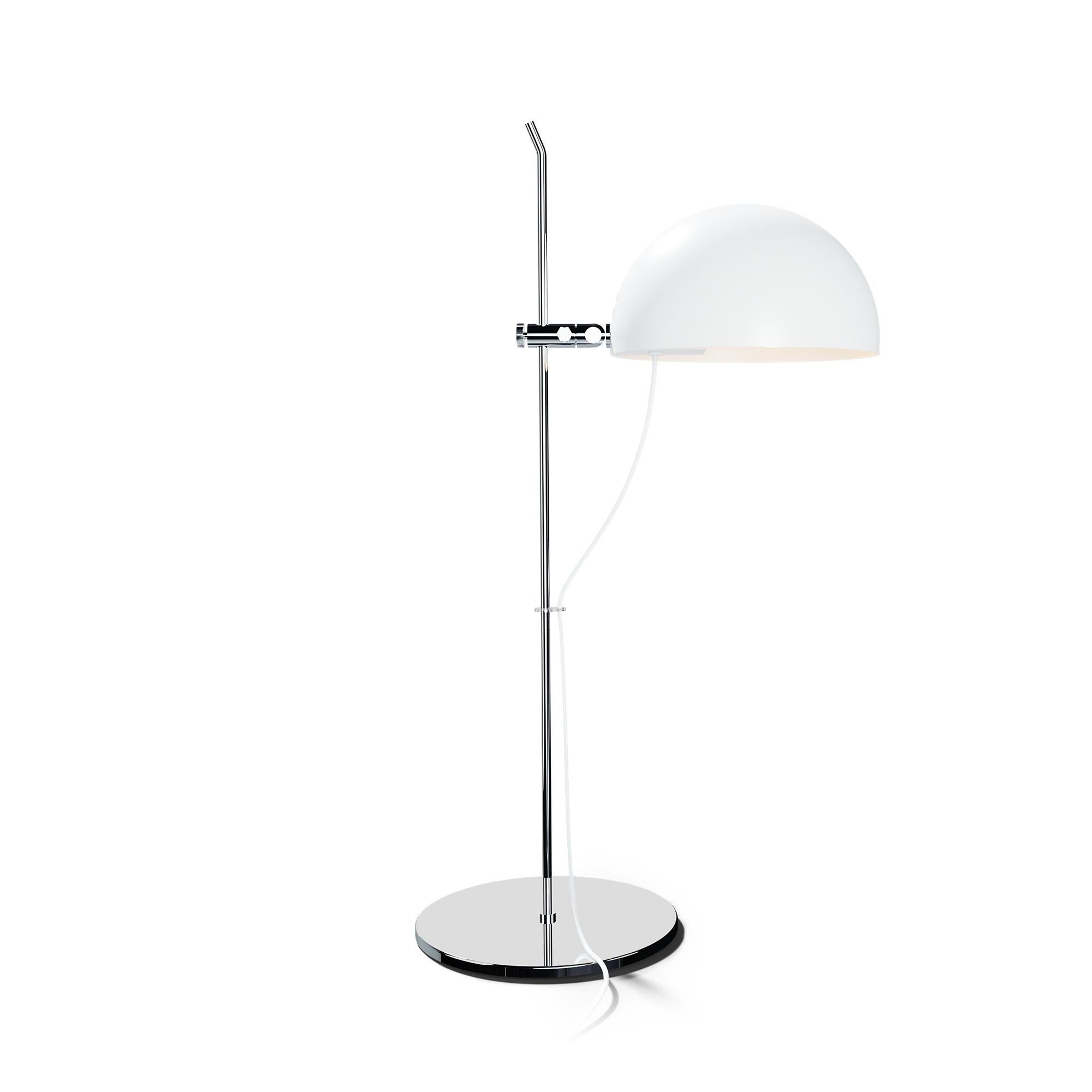 French Alain Richard 'A21' Desk Lamp in White for Disderot For Sale