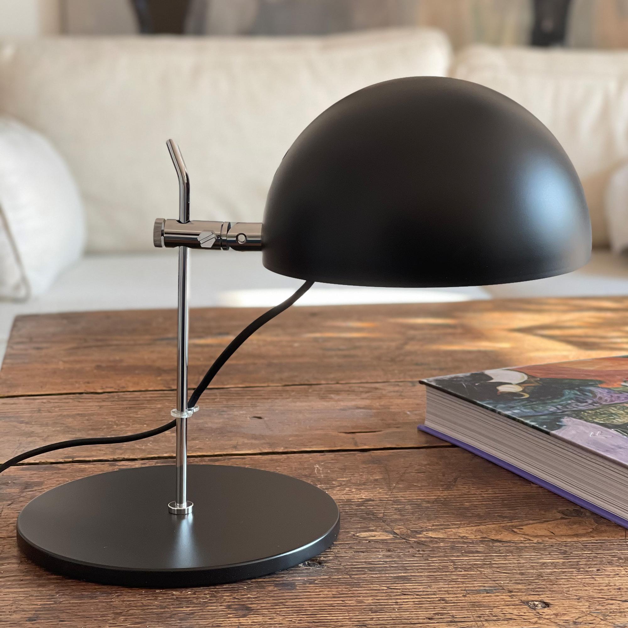 Alain Richard 'A22' desk lamp in black for Disderot.

Executed in black painted metal, this newly produced numbered edition with included certificate of authenticity is made in France by Disderot with many of the same small-scale manufacturing