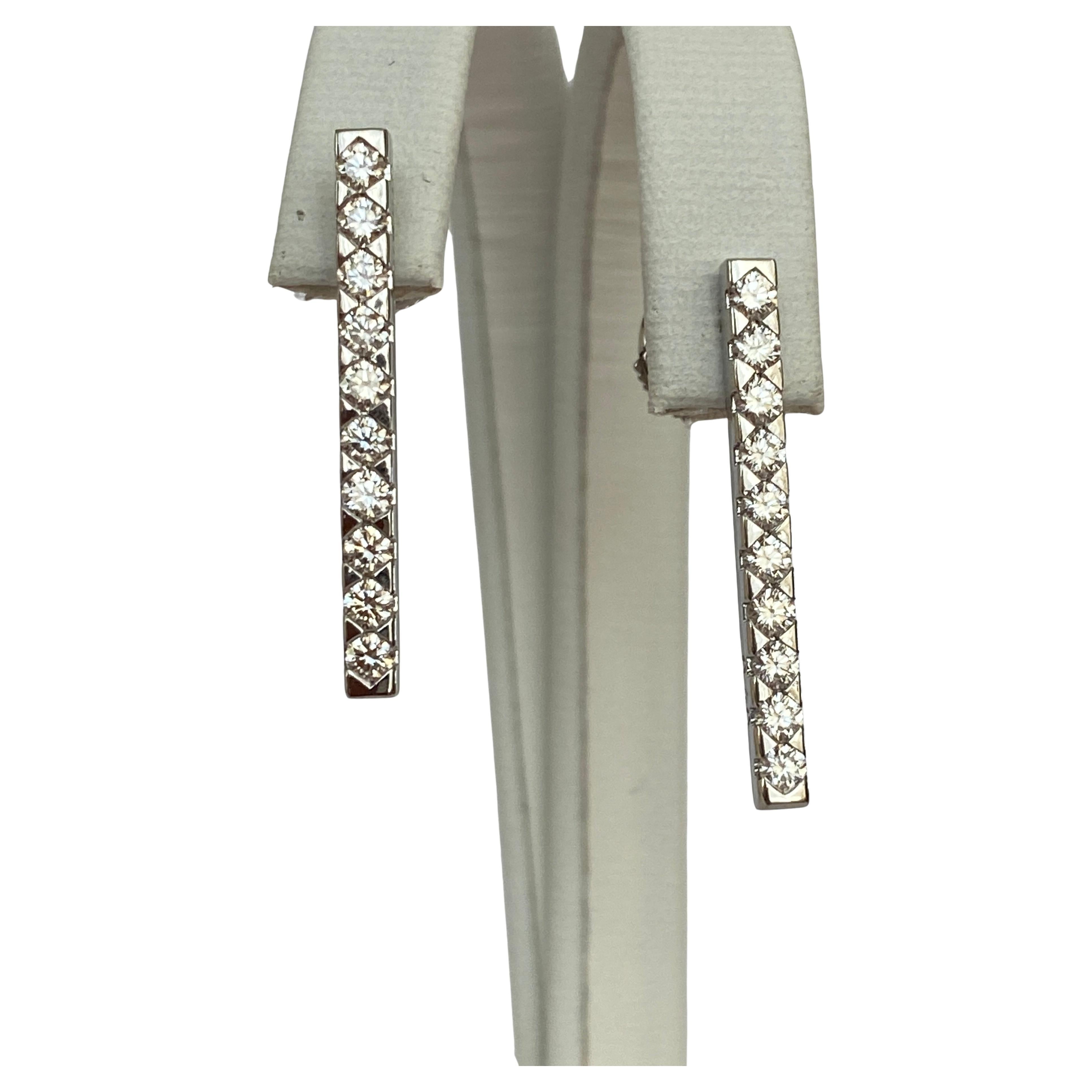 Alain Roure diamond 18 kt gold drop earrings en vente