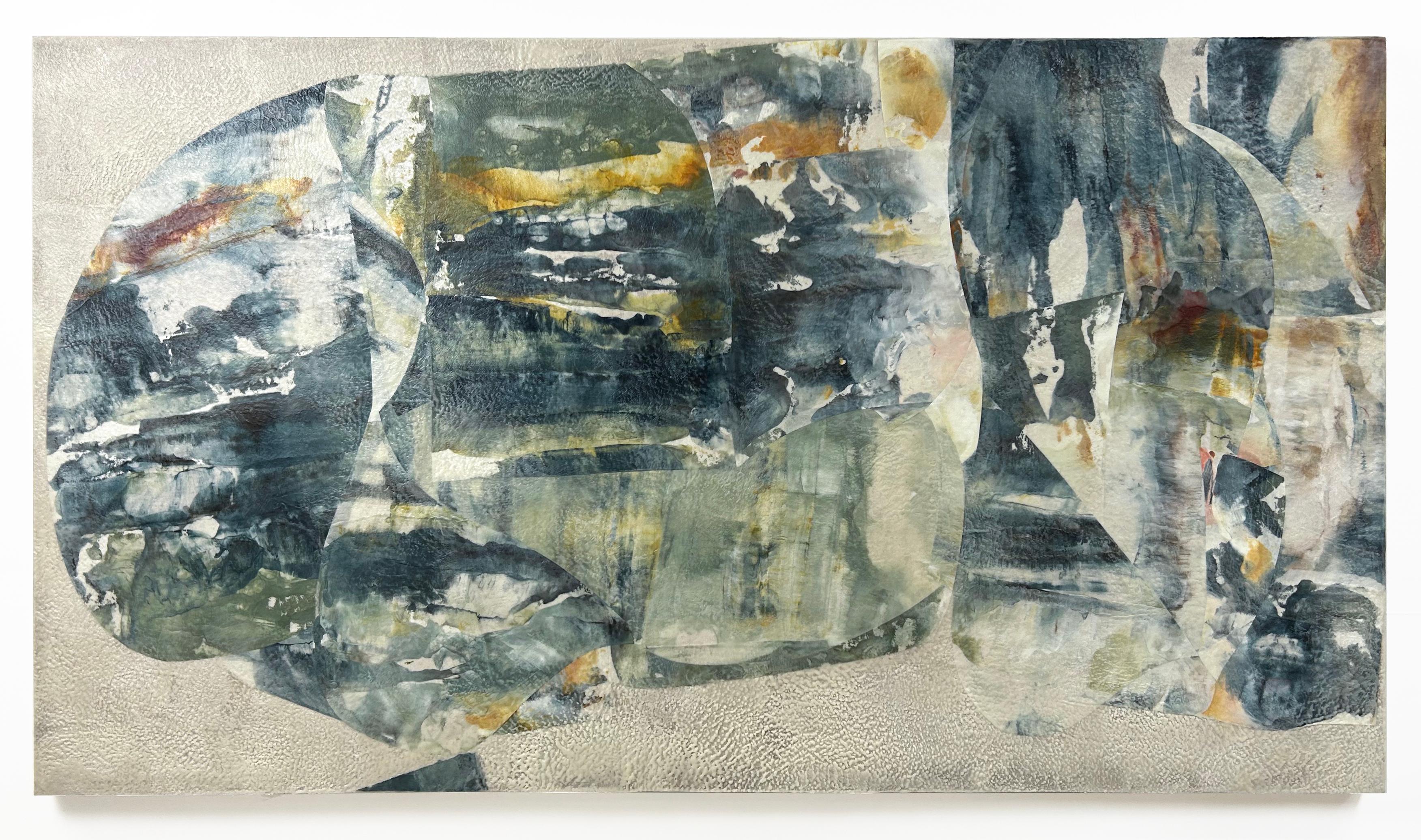 Oro di carbonio: Pittura astratta ad encausto in indaco, verde foresta e rame