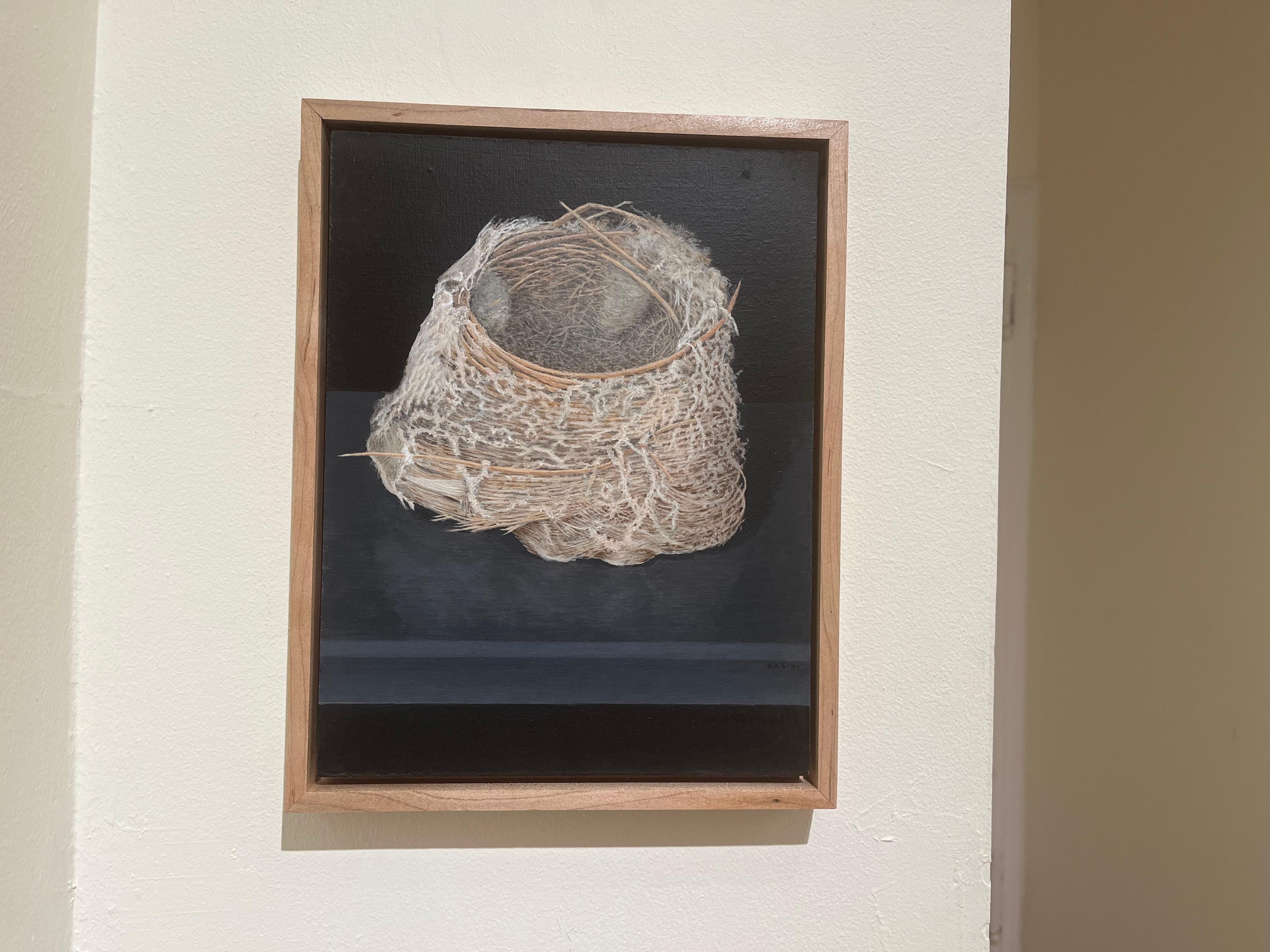 Alan Bray, Nido en un nido, 2023, pintura impresionista en caseína sobre la naturaleza del nido en venta 5