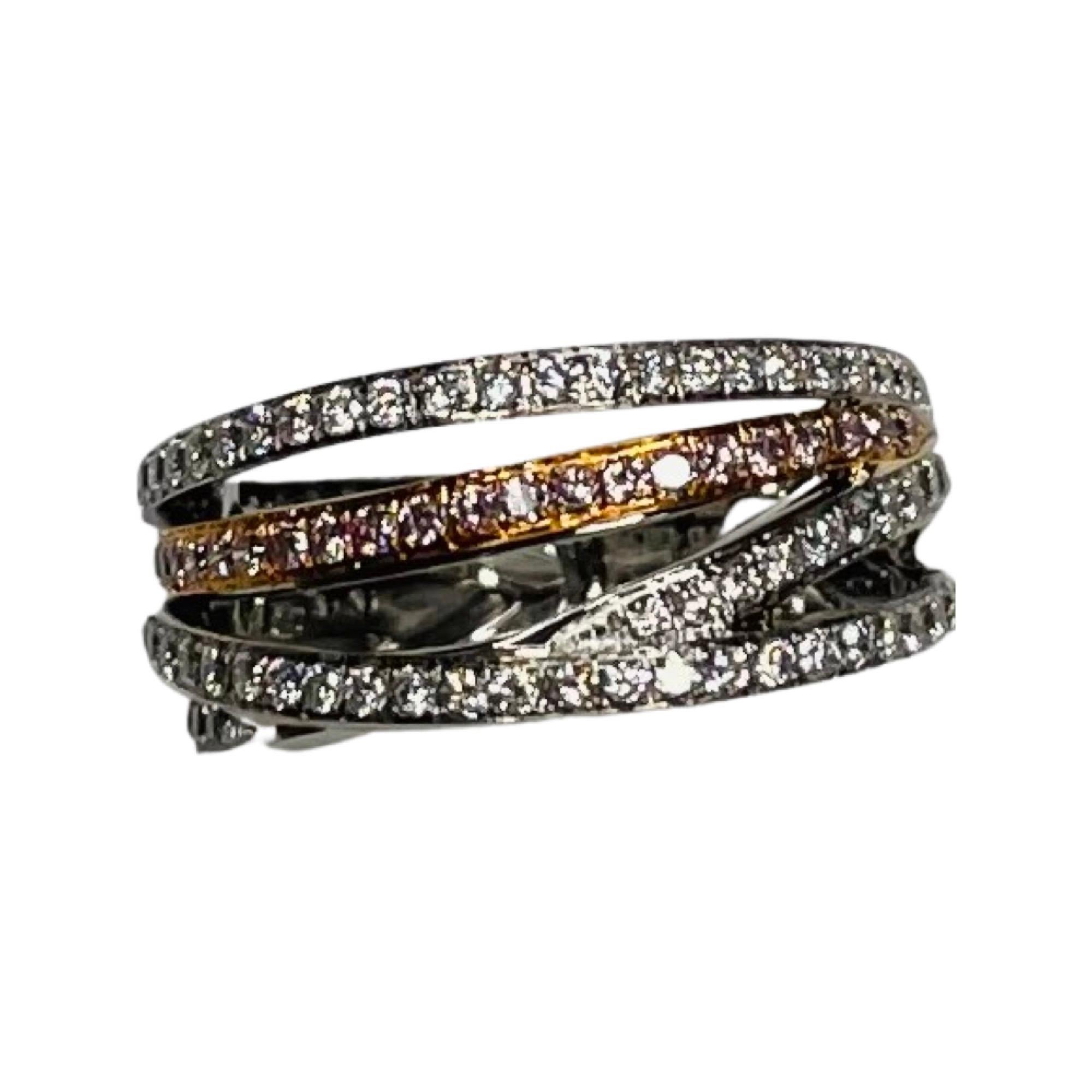 Taille ronde Alan Friedman Bague en or rose 18 carats et or 18 carats avec diamants blancs et roses fantaisie en vente