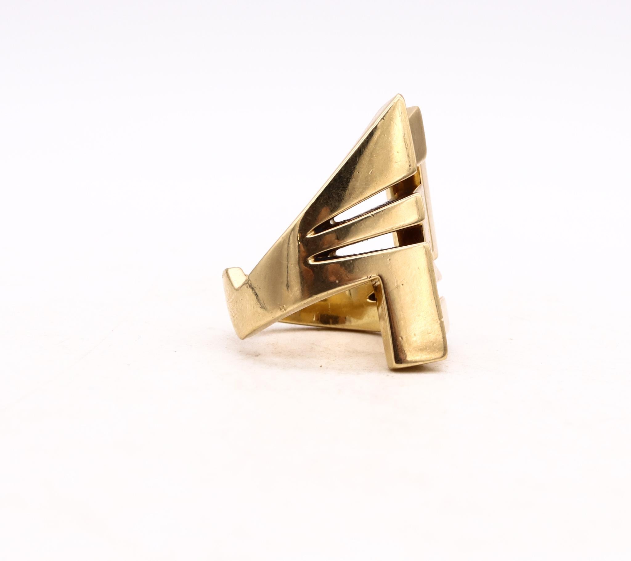 Alan Giovannetti Studios 1970 California Cocktail Ring Solid 18kt Yellow Gold In Excellent Condition In Miami, FL