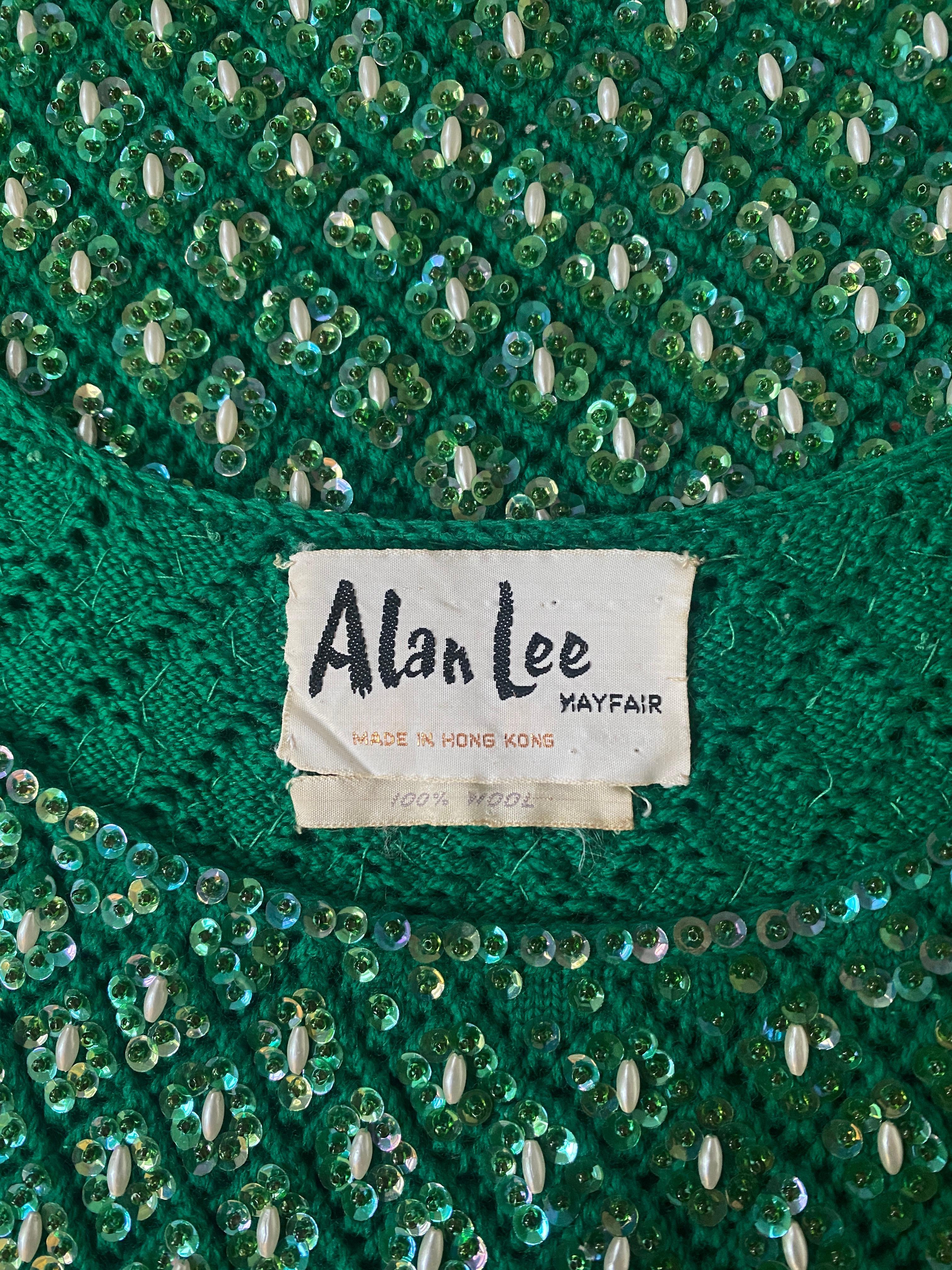 Alan Lee 1950er Jahre Smaragdgrüne Wollweste mit Perlen und Quastenfransen Damen im Angebot