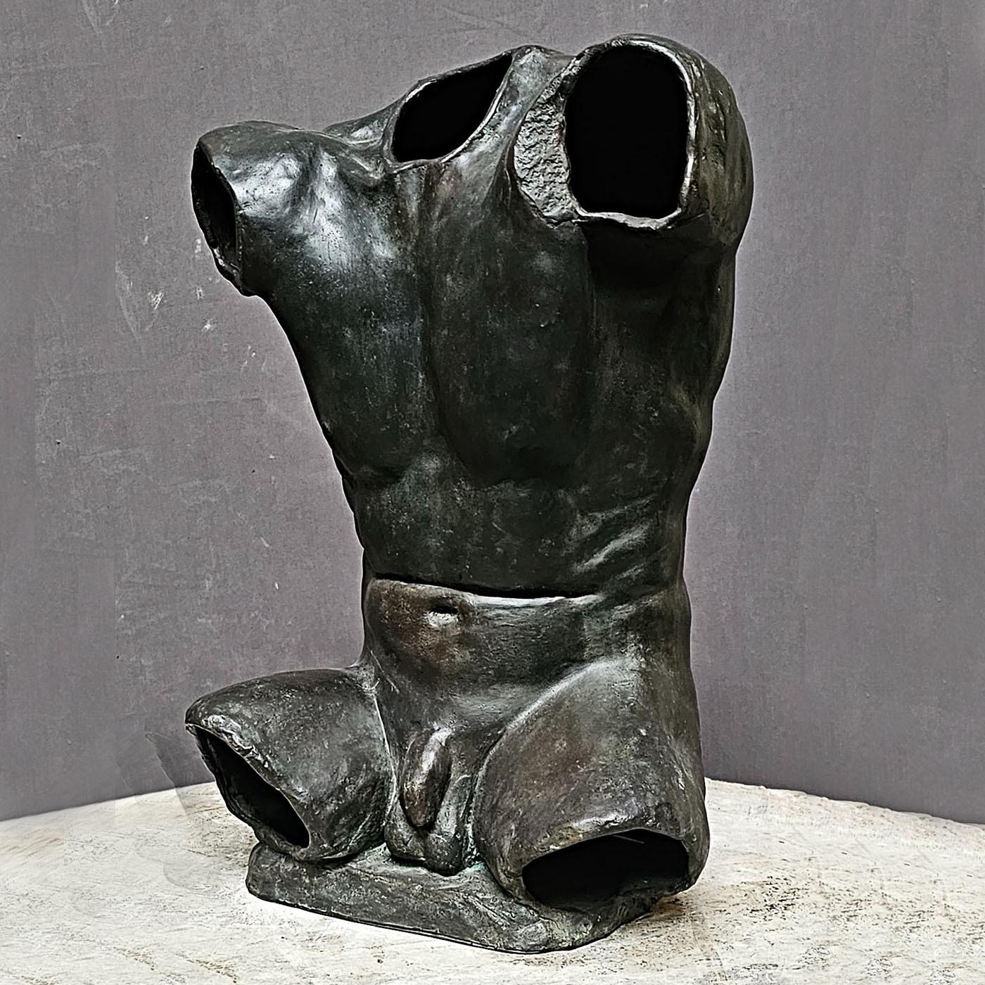 XXI secolo e contemporaneo Scultura in bronzo Alan Torso in vendita
