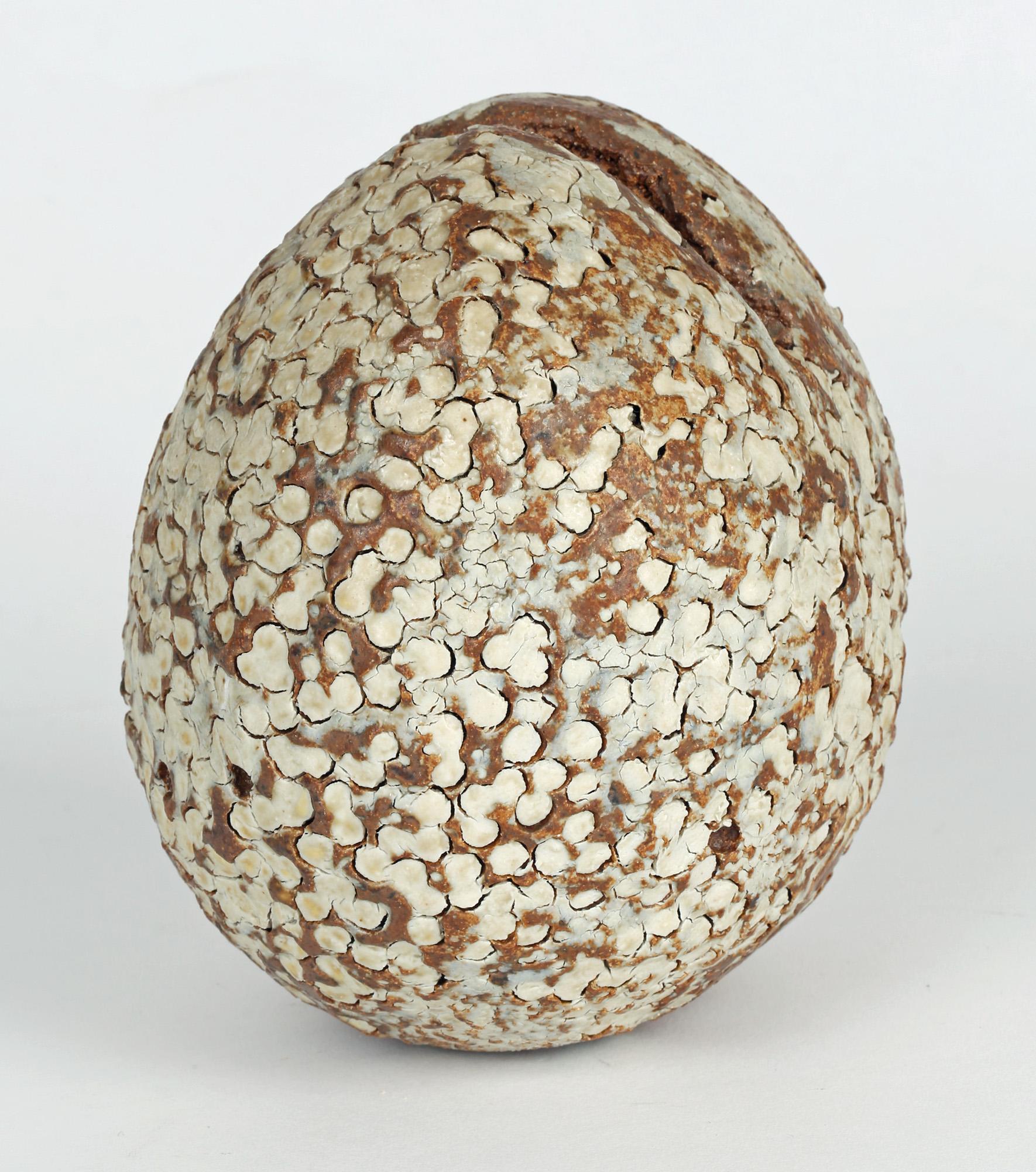 Scultura Split Pod dello Studio Pottery di Alan Wallwork in vendita 5