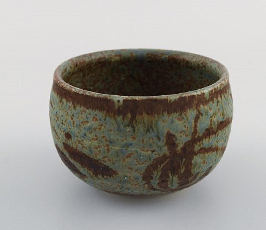 Modern Åland, Contemporary Ceramicist, Bowl in Glazed Stoneware, Late 20th Century For Sale