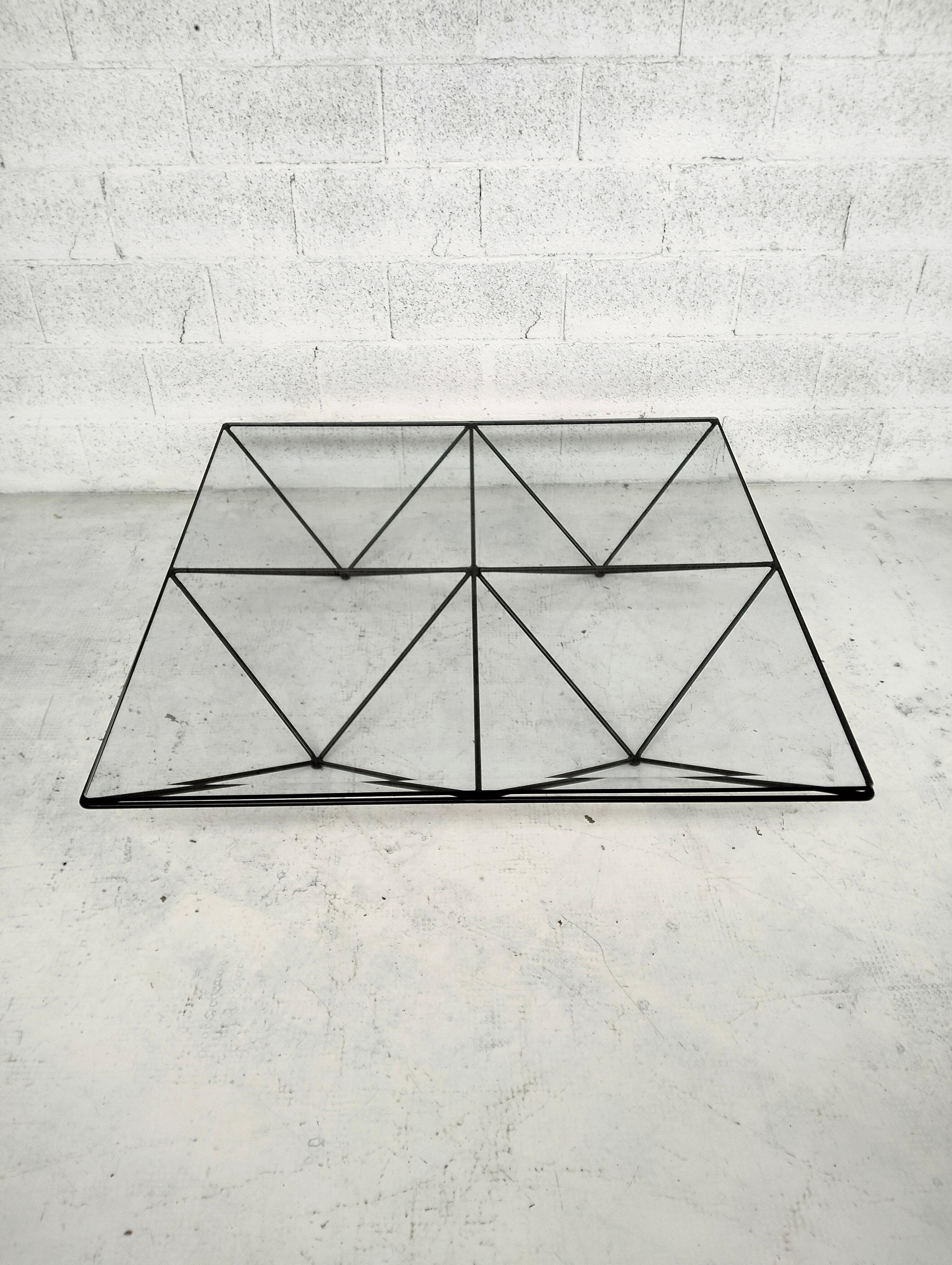 Mesa de centro de metal Alanda de Paolo Piva para B&B Italia años 70 Italiano en venta