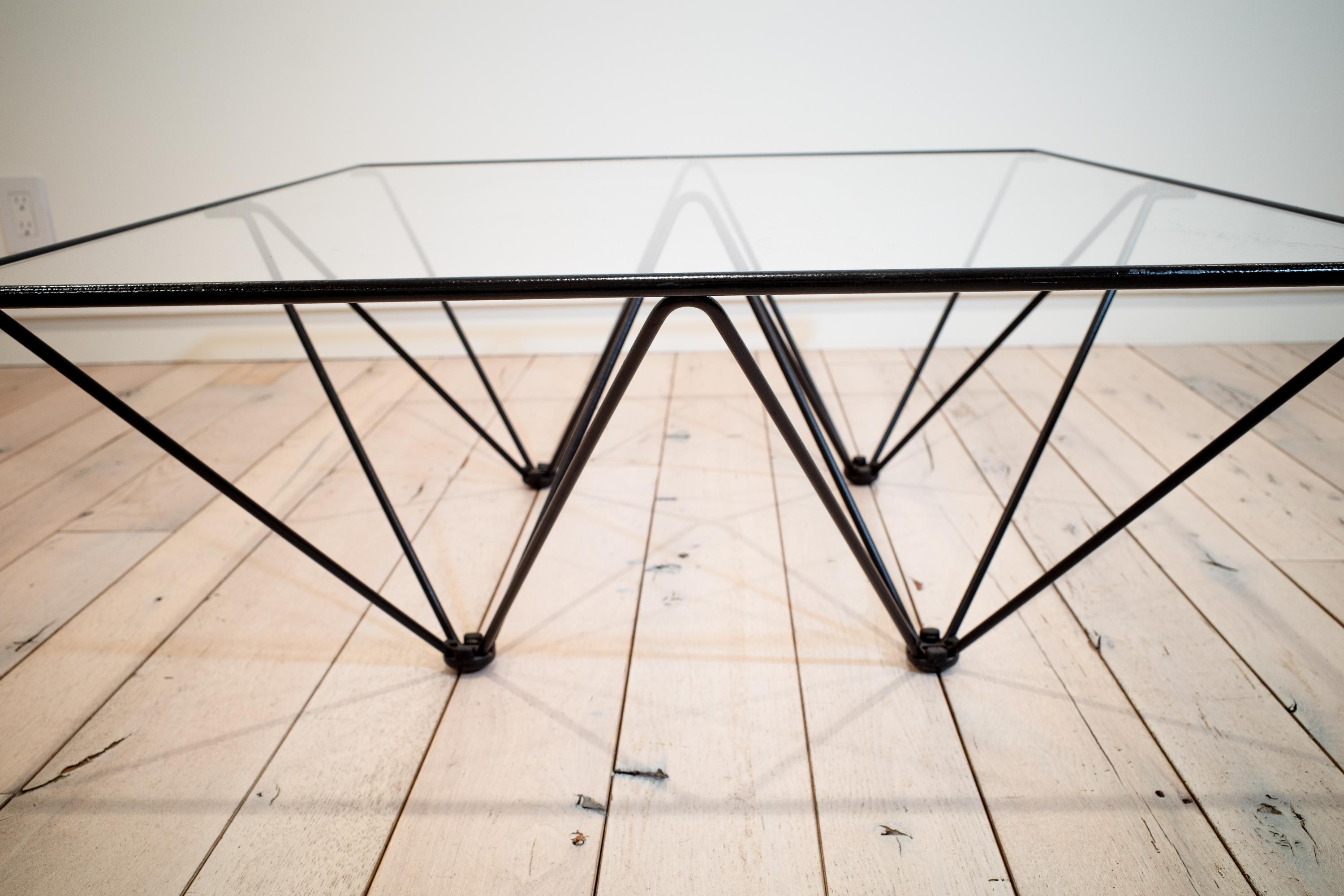 Alanda Square Coffee Table by Paolo Piva for B&B Italia In Good Condition For Sale In New York, NY