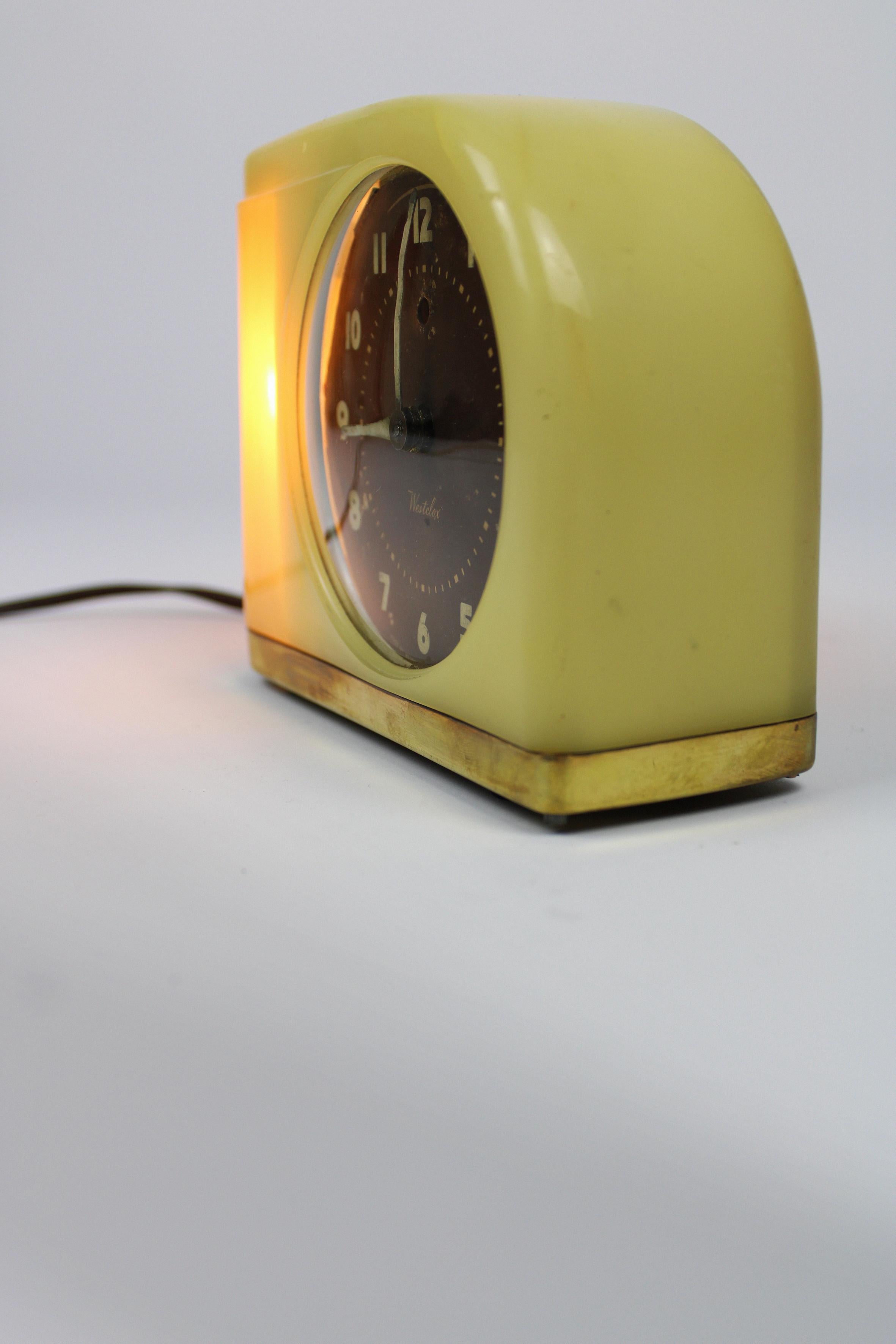 Plastic Alarm Clock MoonBeam Westclox Yellow Bakelite Vintage Art Deco 1950s For Sale