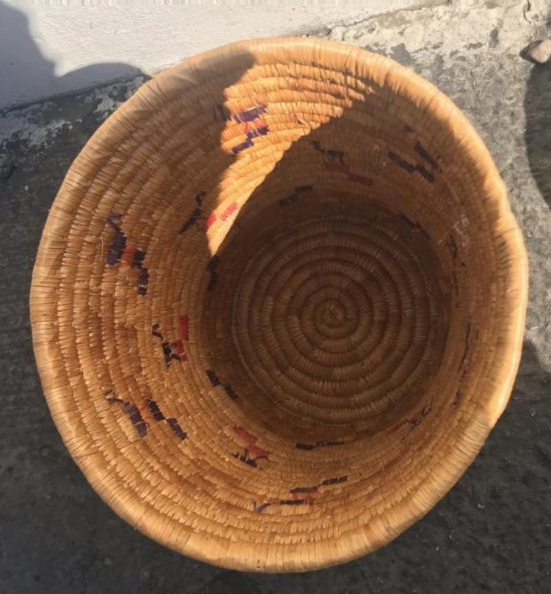 Cesta pictórica india de Alaska Adirondack en venta