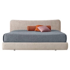 Alba Bouclé Oyster Bed with Havana Walnut Accents