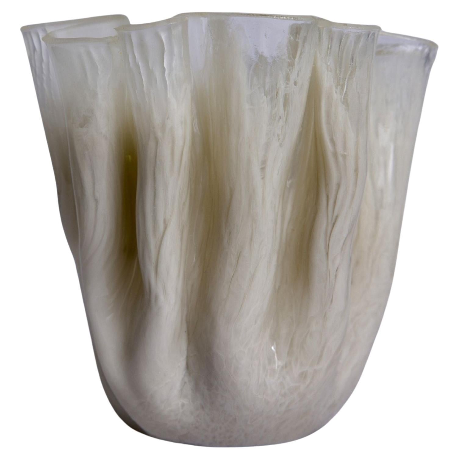 Alba Mini Sculpture in Bio-Based Resin by Waves.STUDIO For Sale