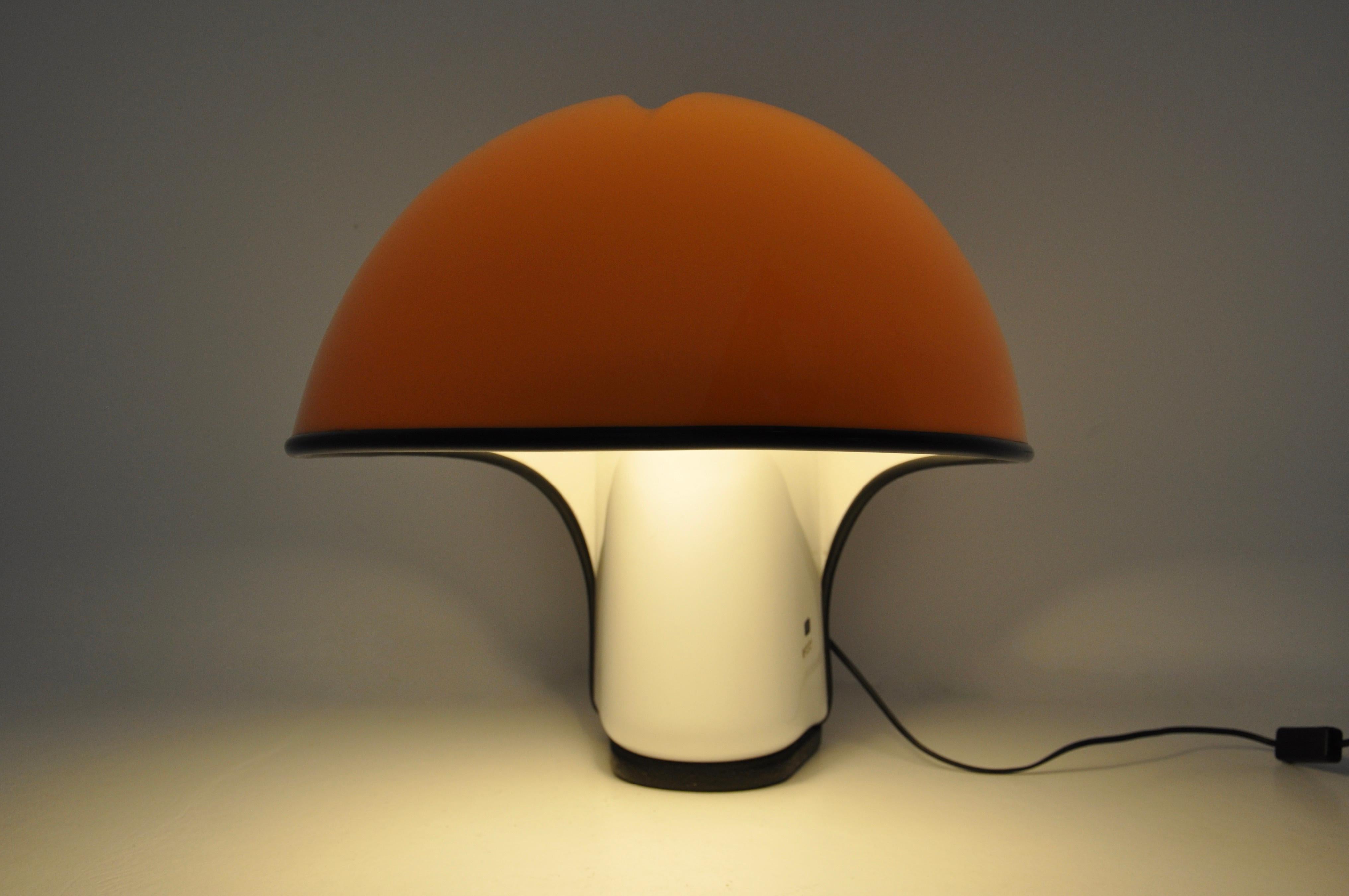Albanella table lamp by Sergio Brazzoli & Ermanno Lampa for Harvey Guzzini, 1970 In Good Condition In bruxelles, BE