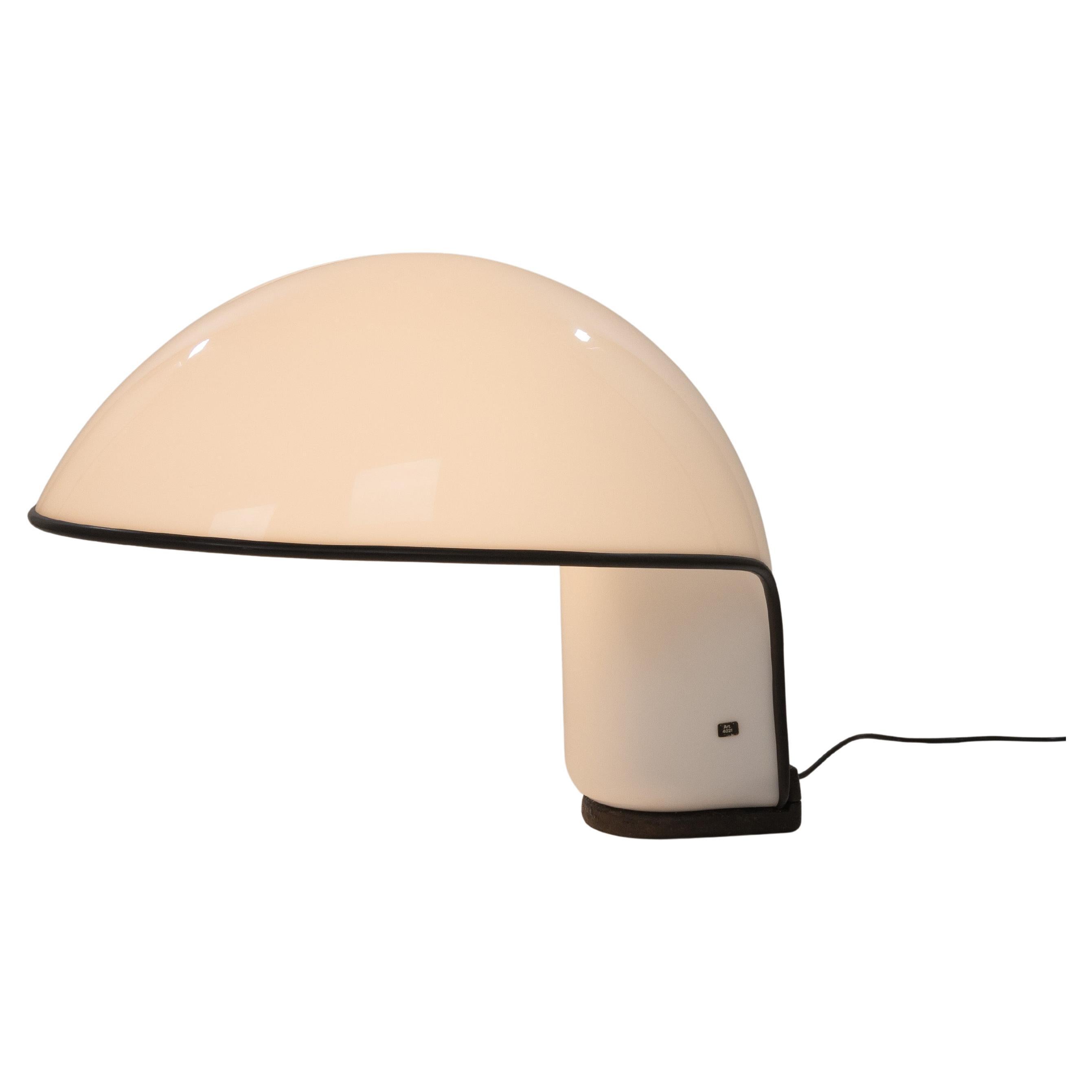 How tall should a lamp be on a console table?